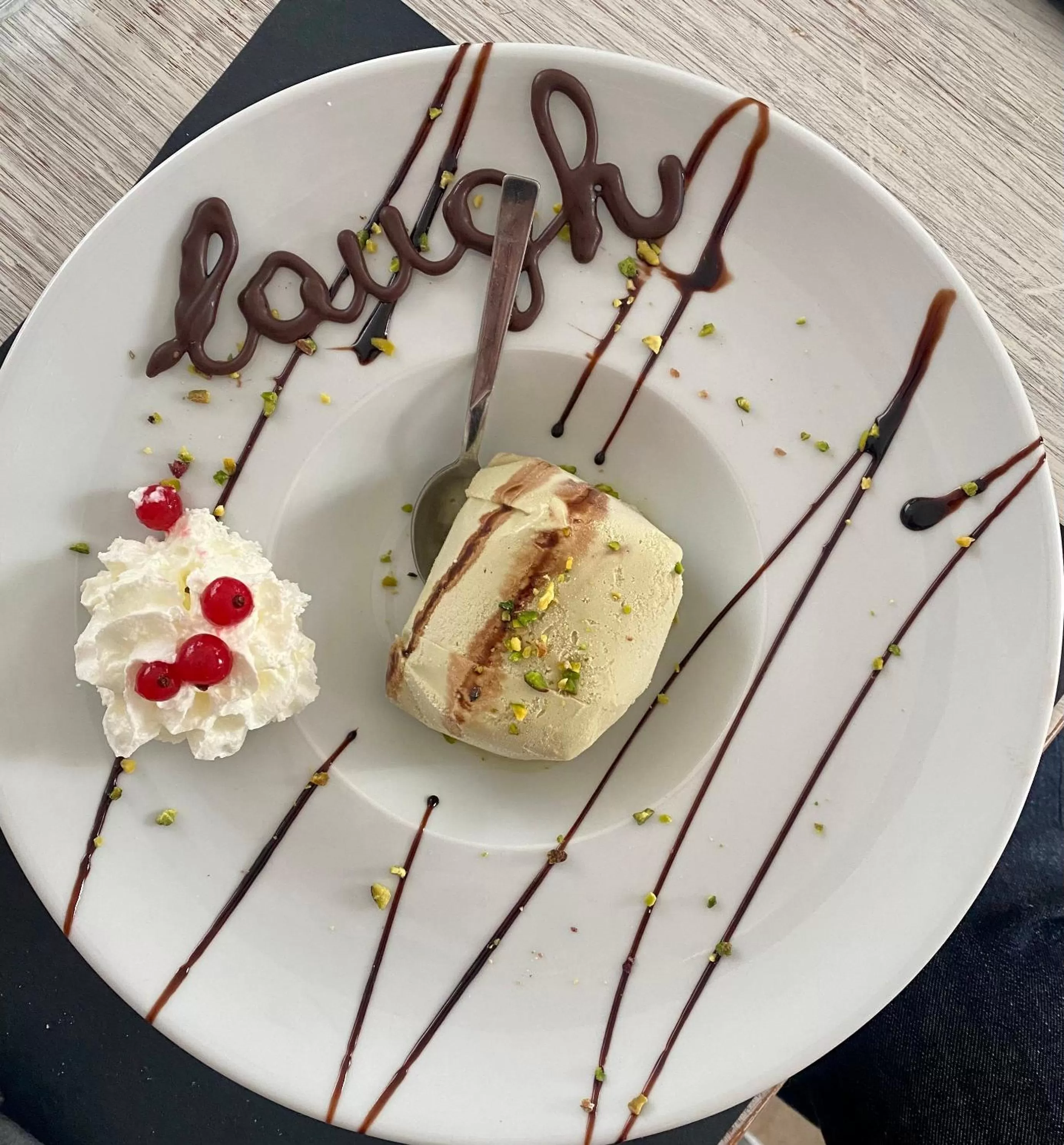 Food and drinks in Park Hotel Imperatore Adriano