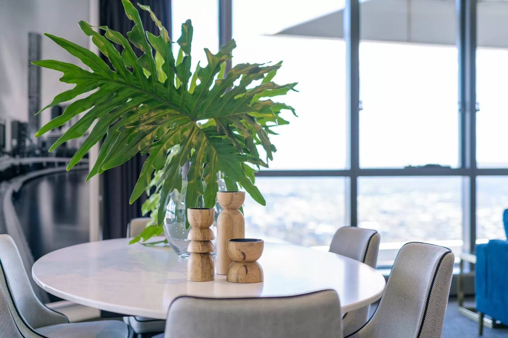 Dining area in Meriton Suites Herschel Street, Brisbane