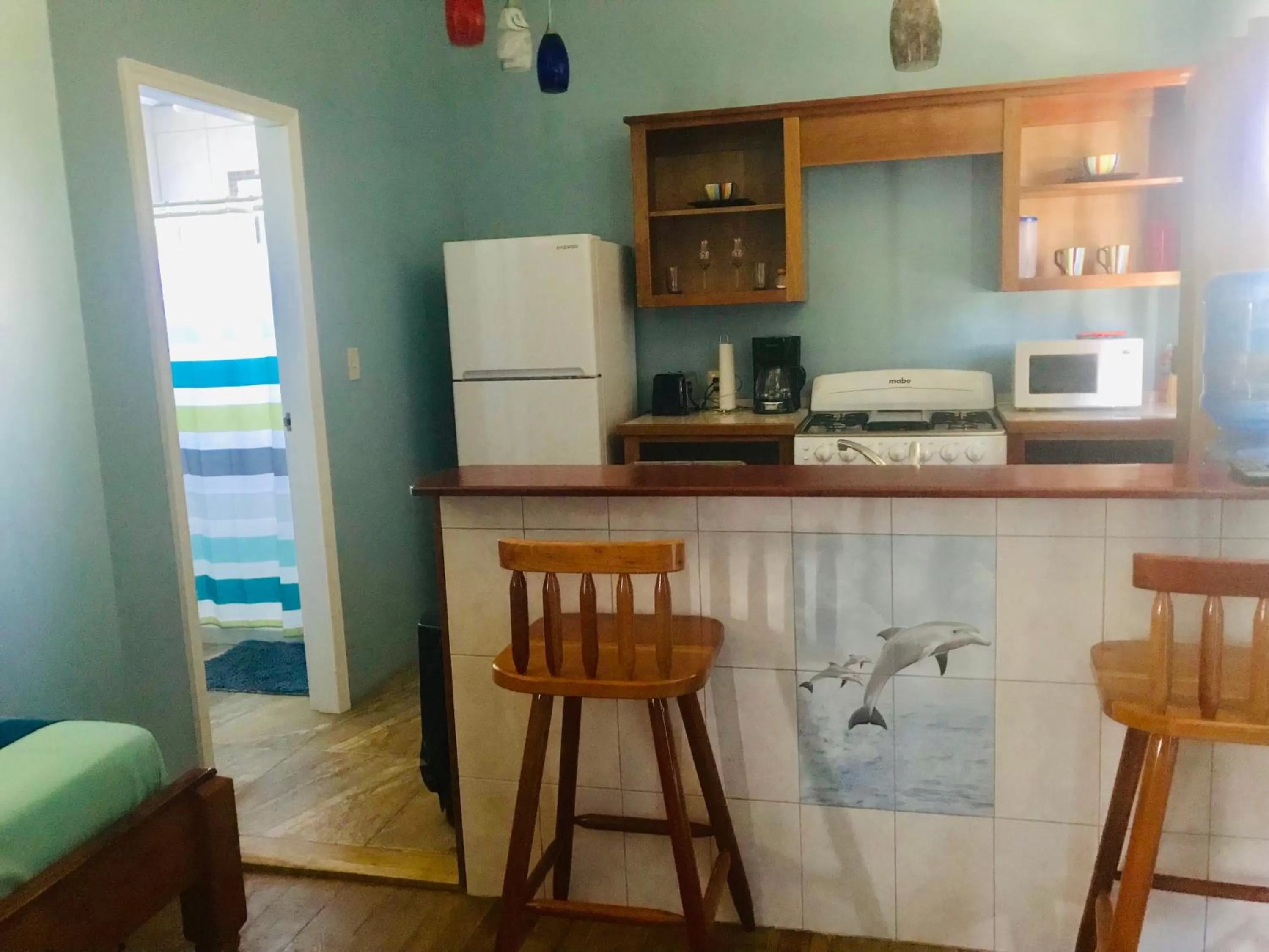 Kitchen or kitchenette, Kitchen/Kitchenette in Tilt-Ta-Dock Resort Belize