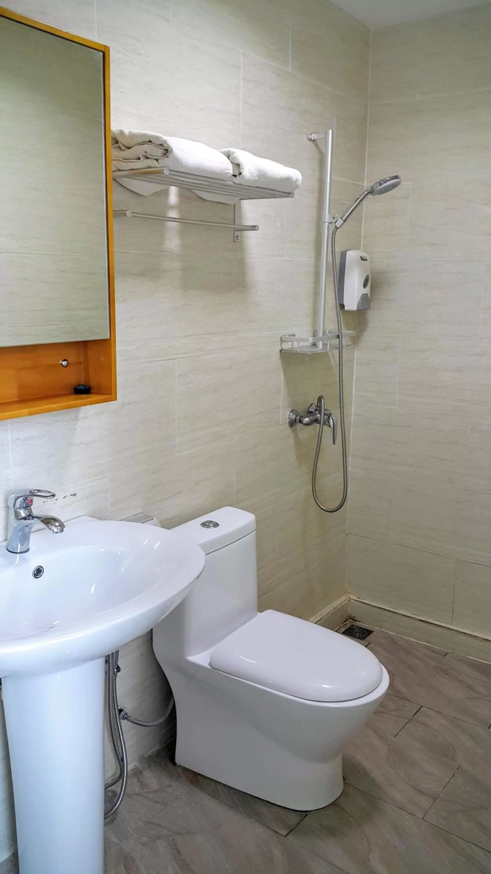 Bathroom in Residence 21 Boutique Inn