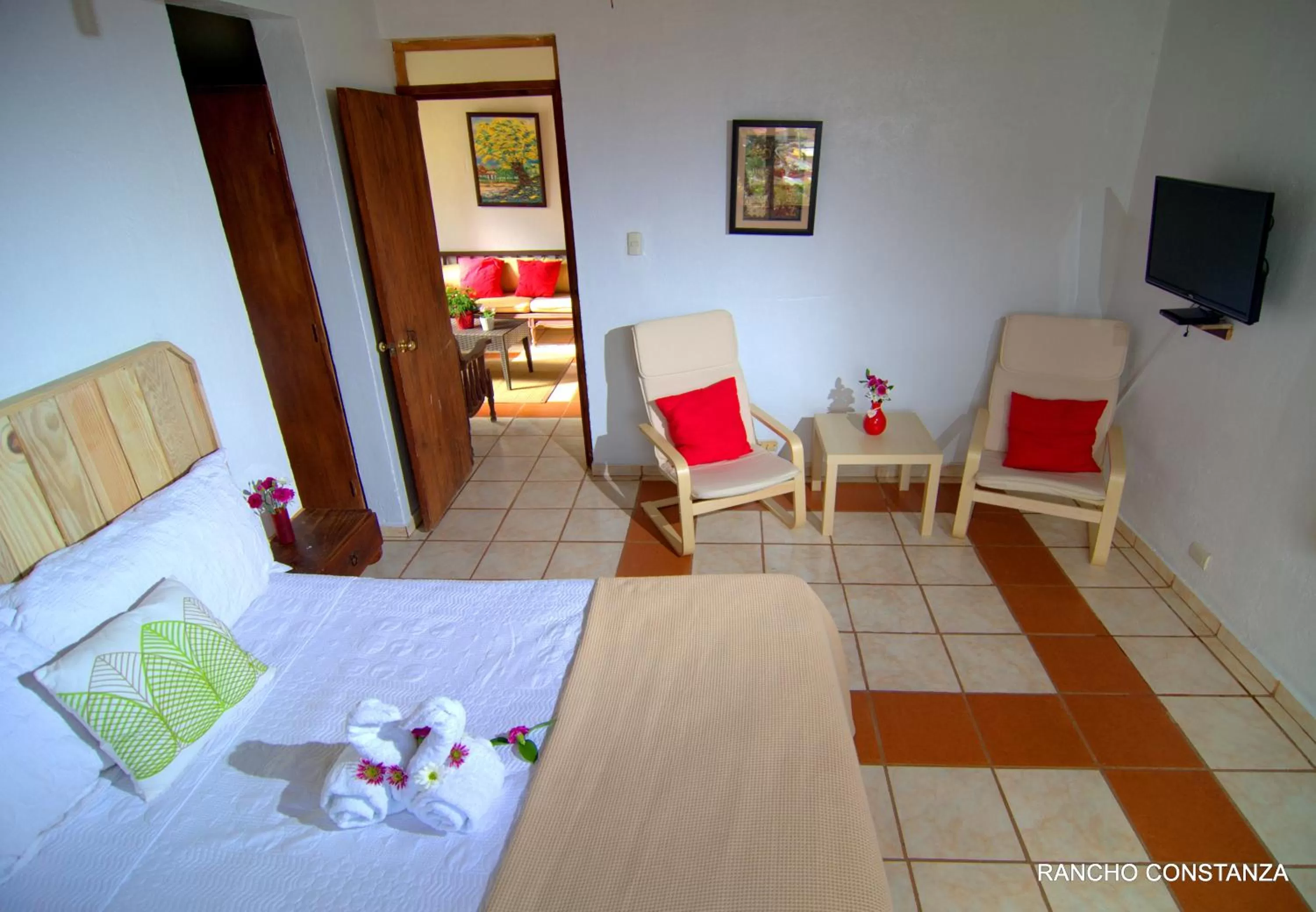 Bedroom, Bed in Hotel Rancho Constanza & Cabañas de la Montaña