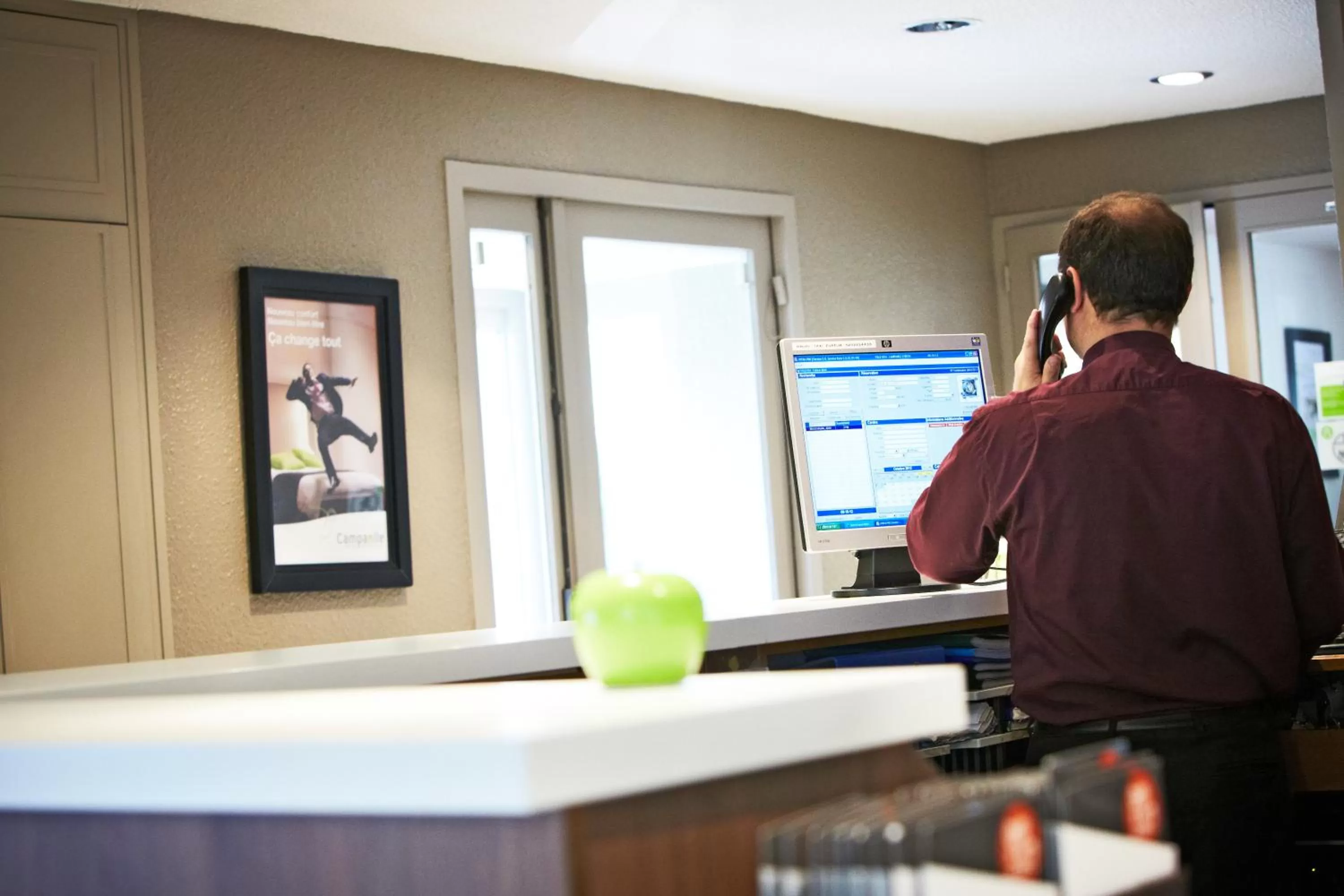 Lobby or reception in Campanile Saint-Nazaire ~ Trignac