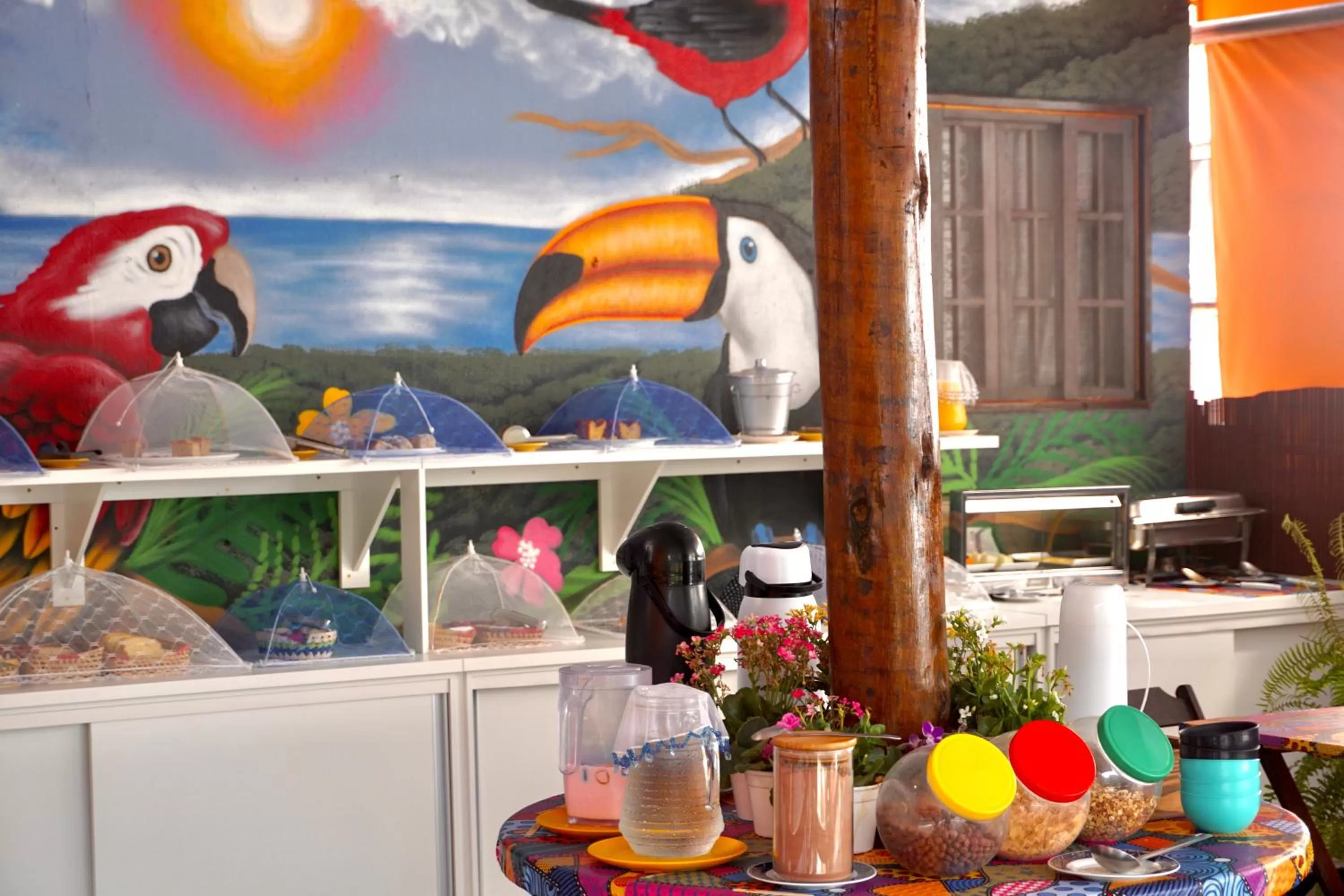 Food and drinks in Beija Flor Pousada