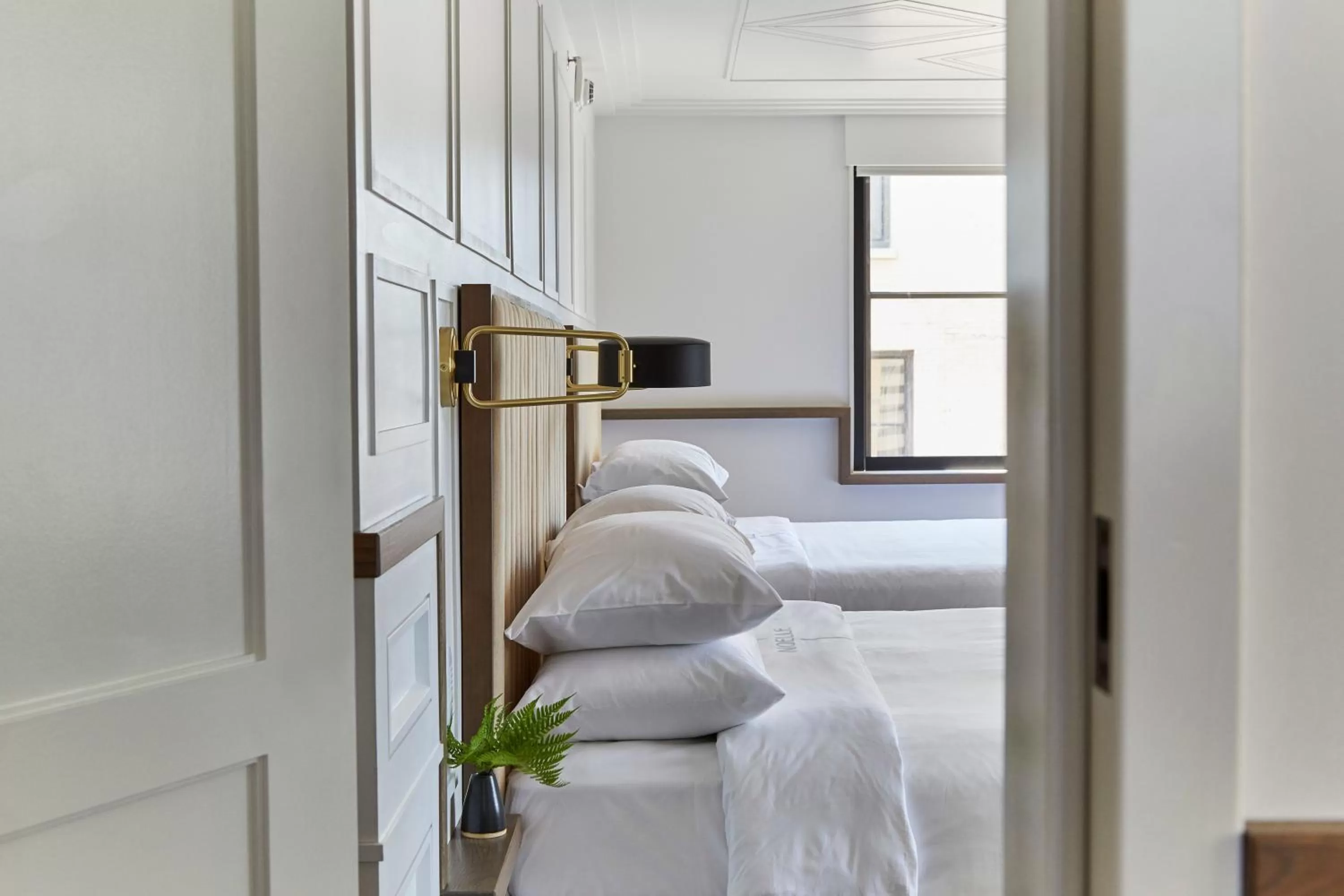 Photo of the whole room, Bed in Noelle