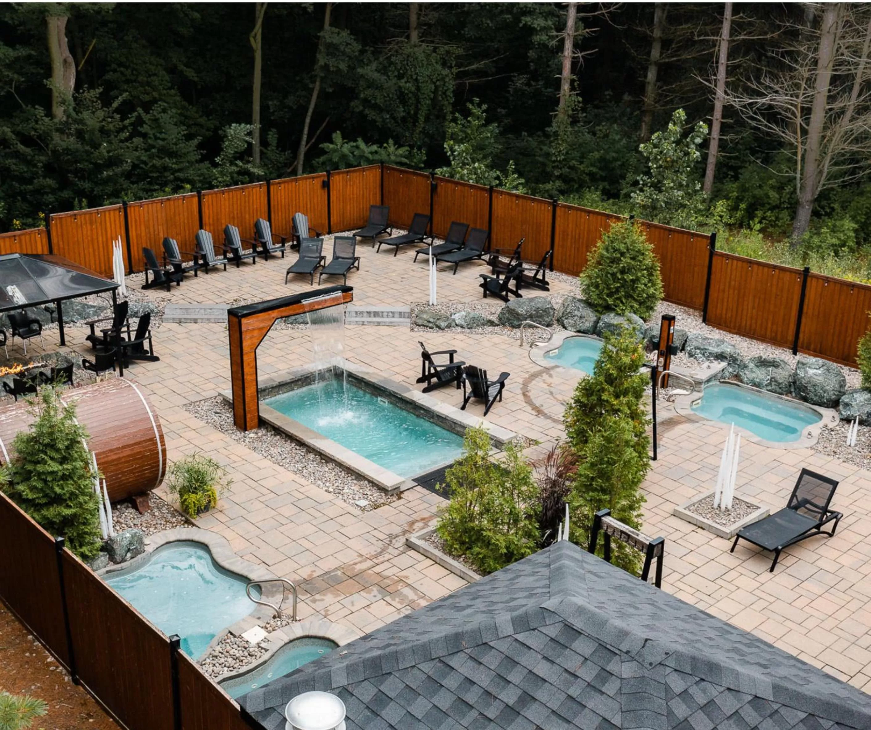 Hot Spring Bath in Hotel Montfort