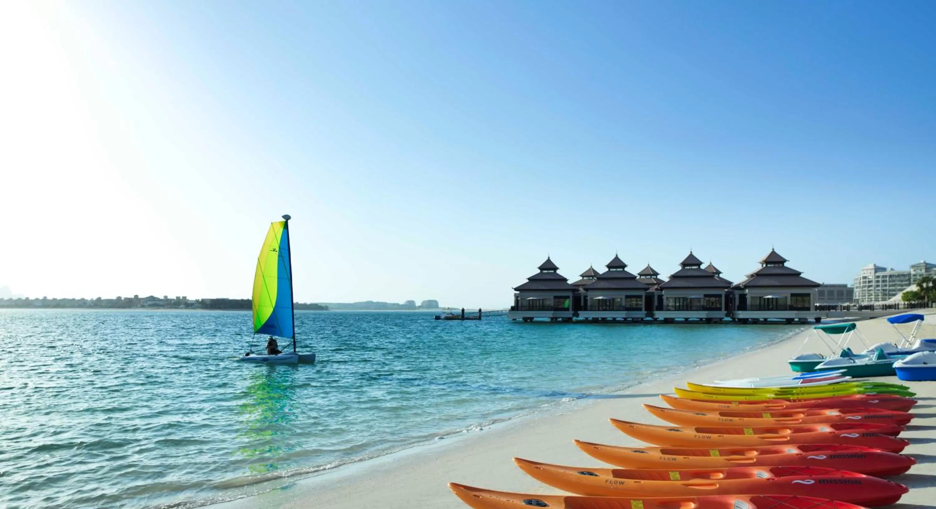 Beach in Anantara The Palm Dubai Resort