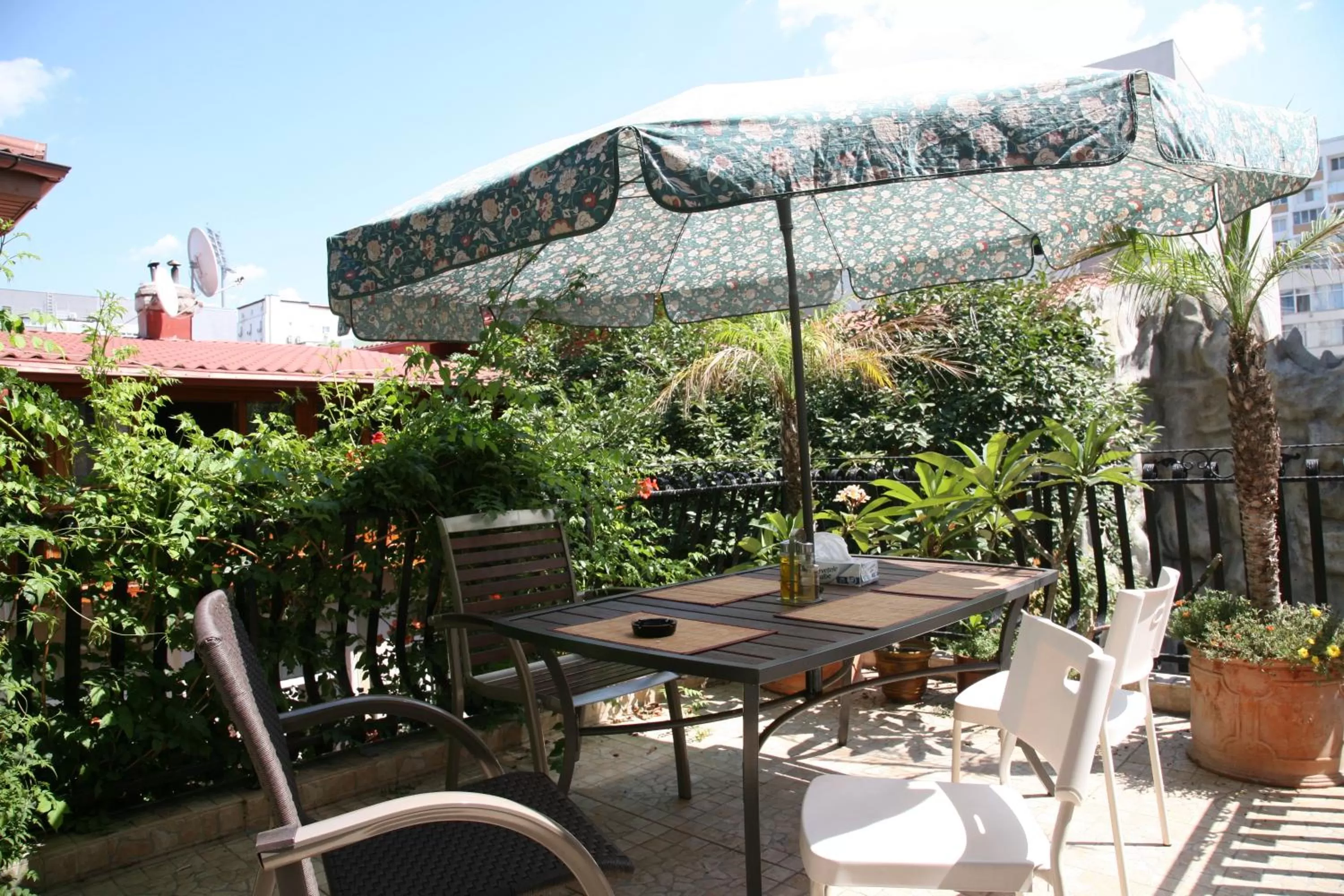 Balcony/Terrace in City Garden Rooms and Apartments