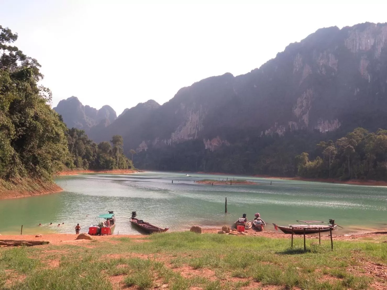 Hiking in Khao Sok Jungle Huts Resort