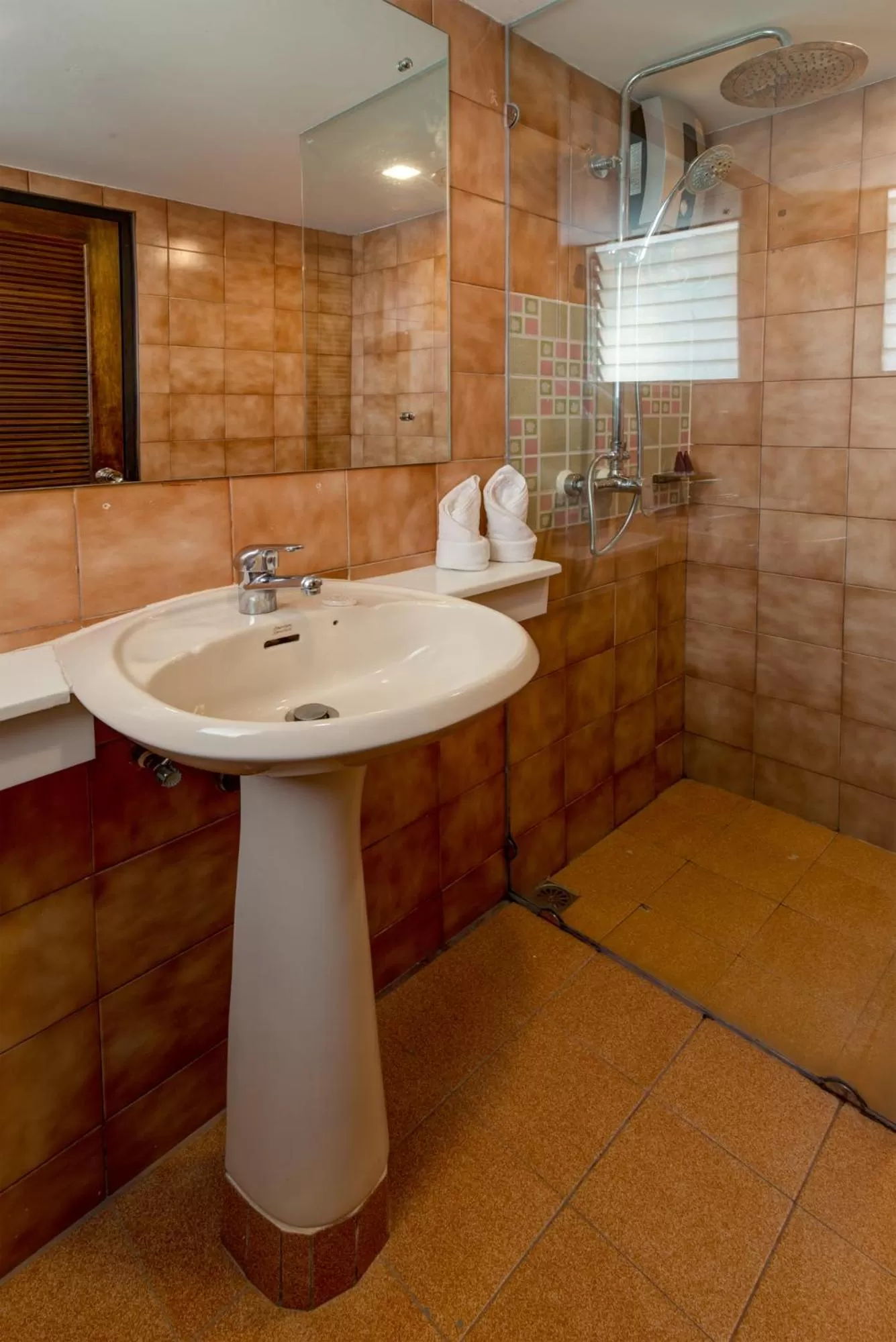 Stable Lodge - SHA Certified