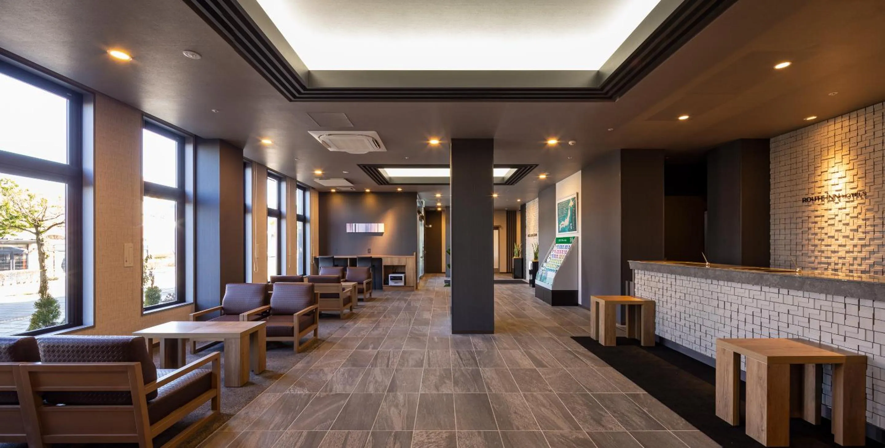 Lobby or reception in Hotel Route Inn Chiba Newtown Chuo Ekimae -Narita Kuko Akusesu Sen-