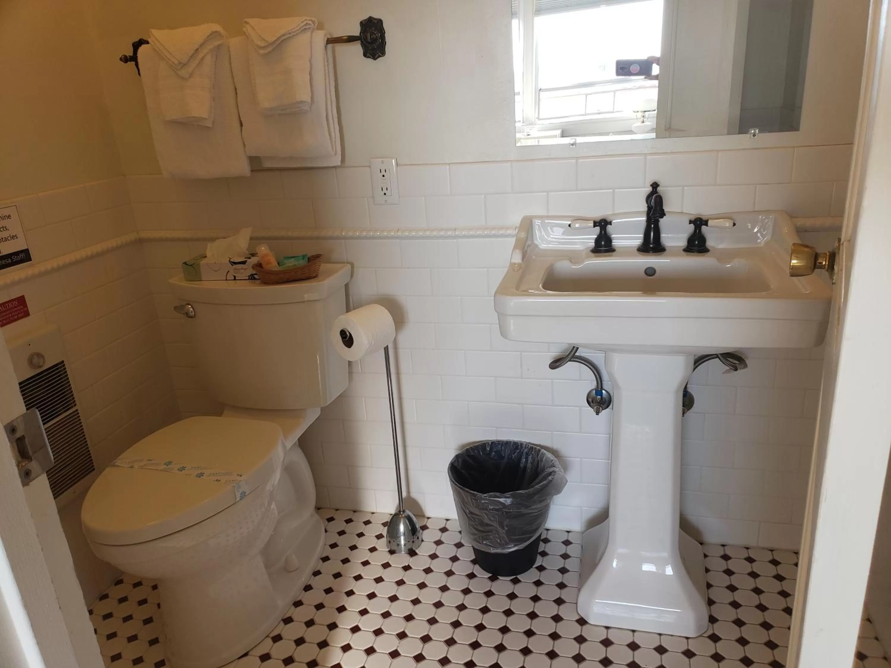 Toilet in Manresa Castle