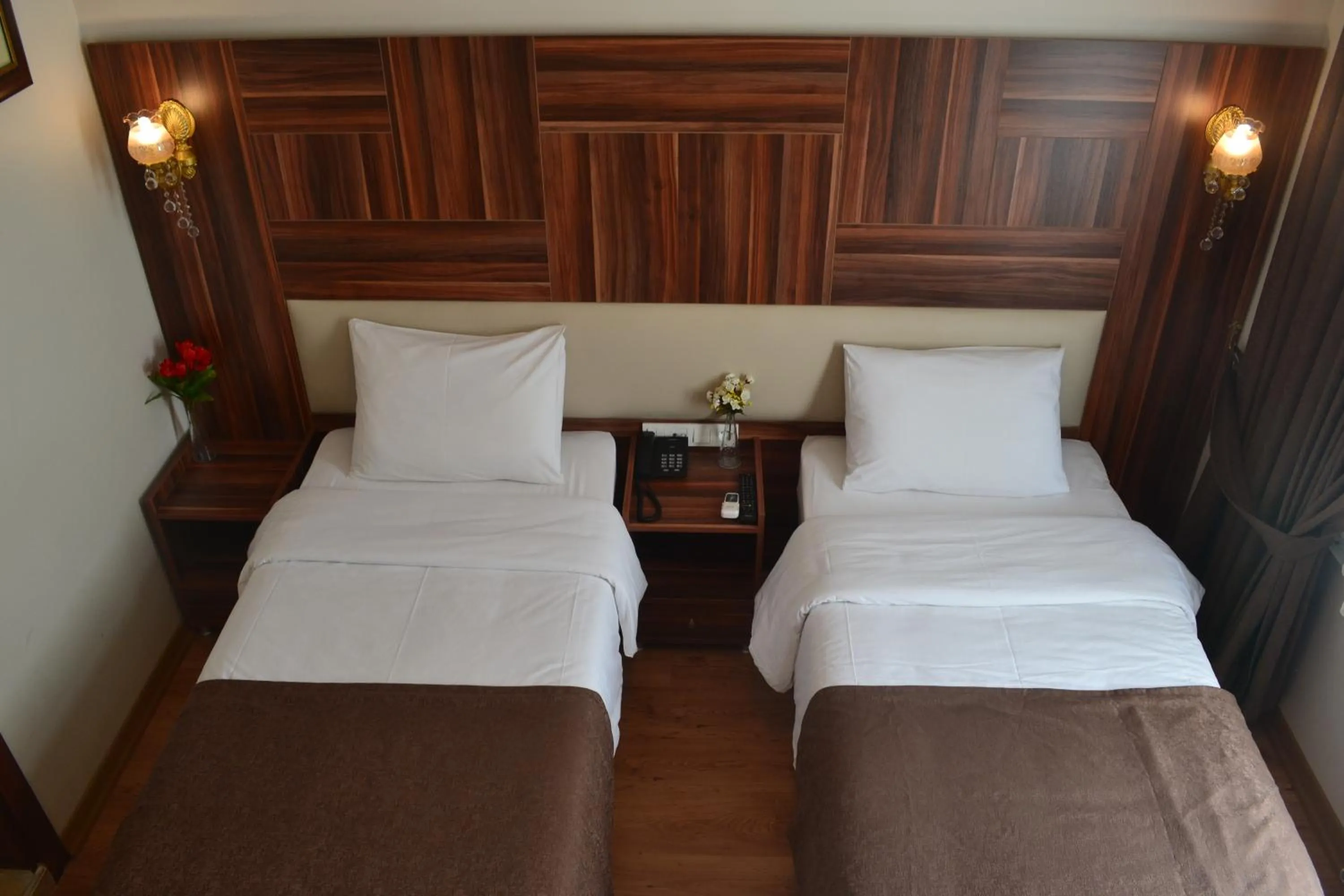 Bedroom, Bed in New Fatih Hotel