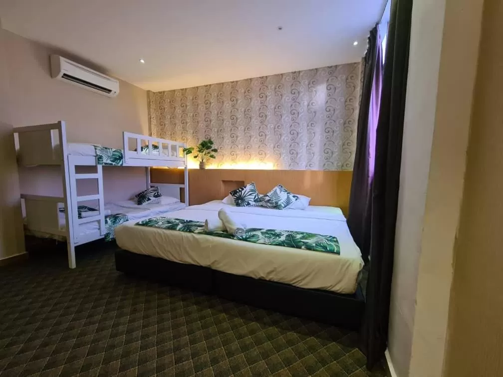 Grandeur Hotel And Spa