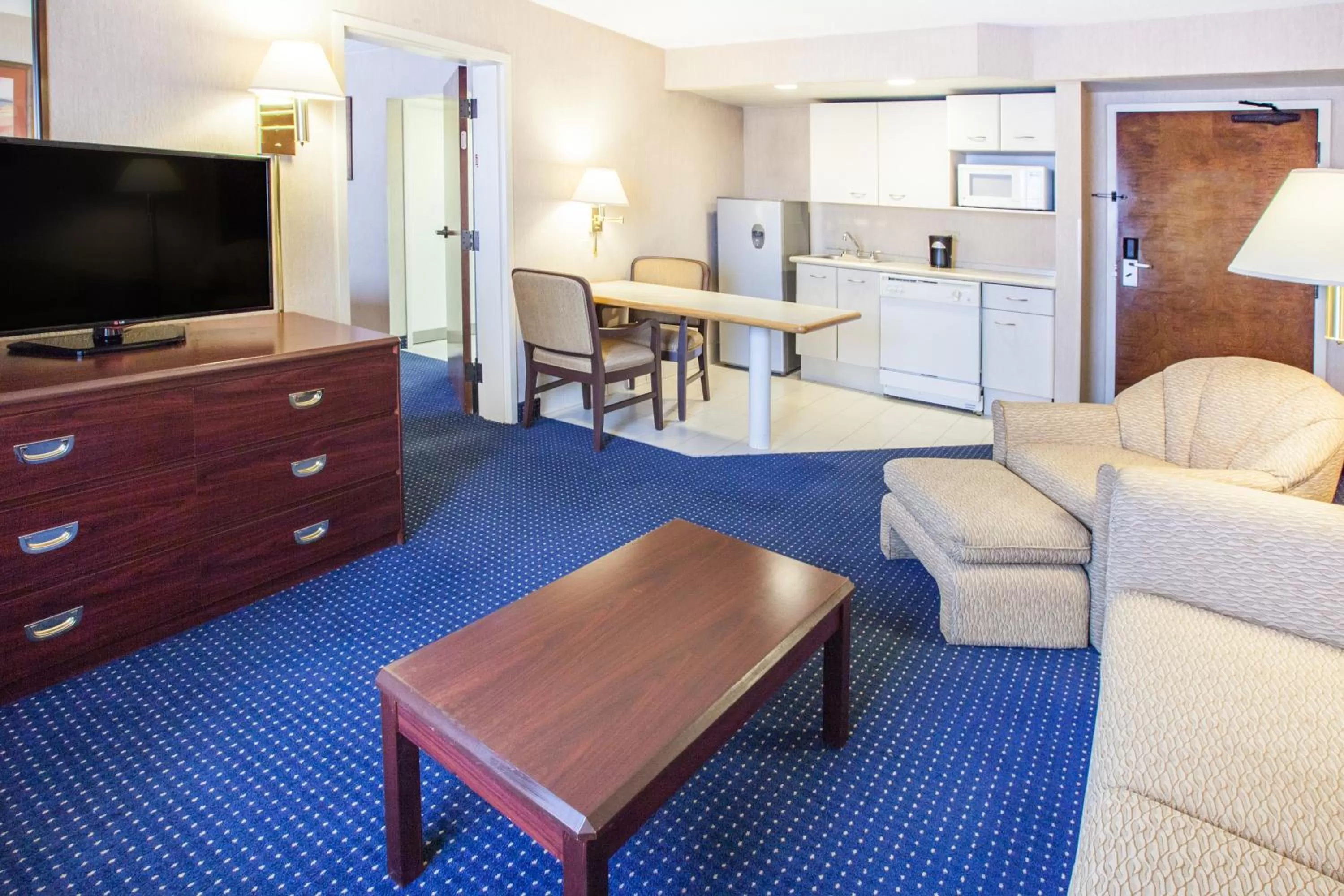 Kitchen or kitchenette in Wyndham Garden Monterrey Norte