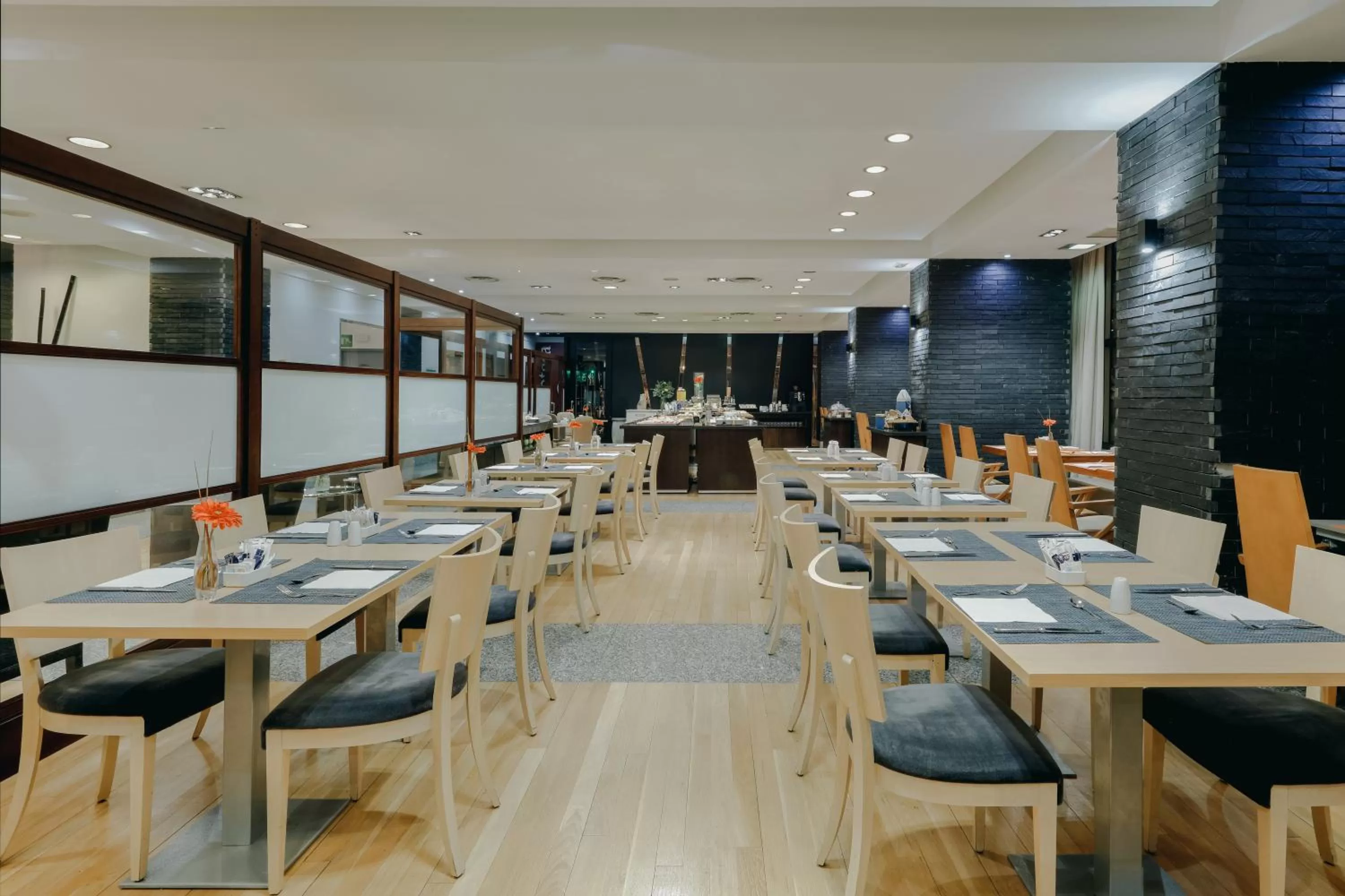 Restaurant/places to eat in Hesperia A Coruña Centro