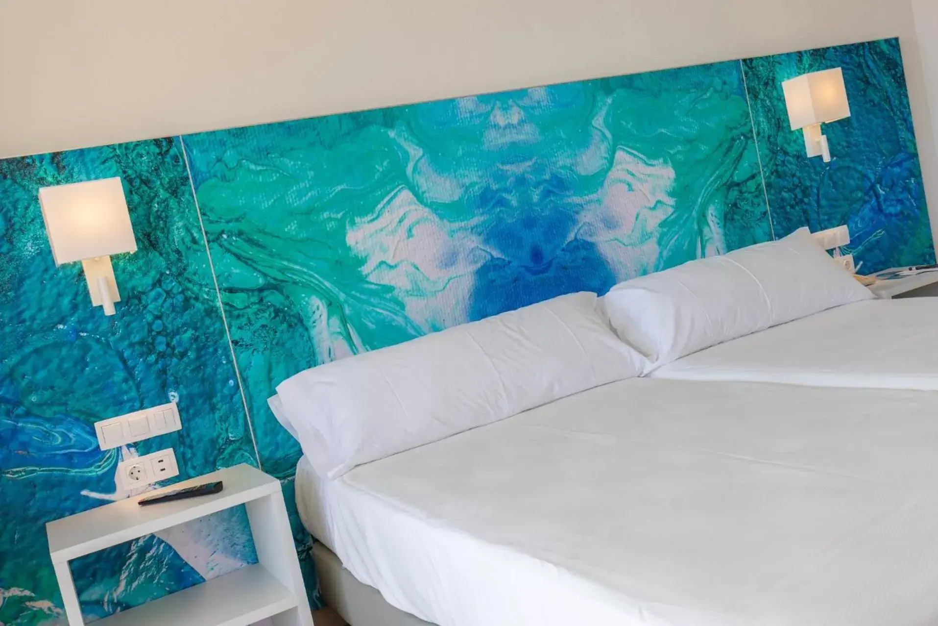 Double or Twin Room with Balcony (1 Adult) - single occupancy in Hotel BCL Levante Club & Spa 4 Sup - Only Adults Recomended Double or Twin Room with Balcony (1 Adult) - single occupancy in Hotel BCL Levante Club & Spa 4 Sup - Only Adults Recomended