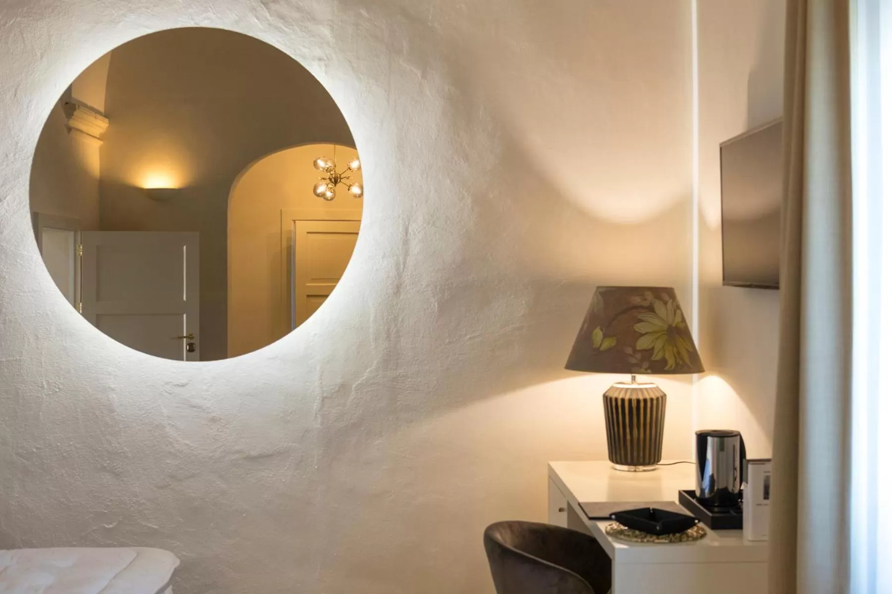 Decorative detail, Bed in Chiostro dei Domenicani - Dimora Storica