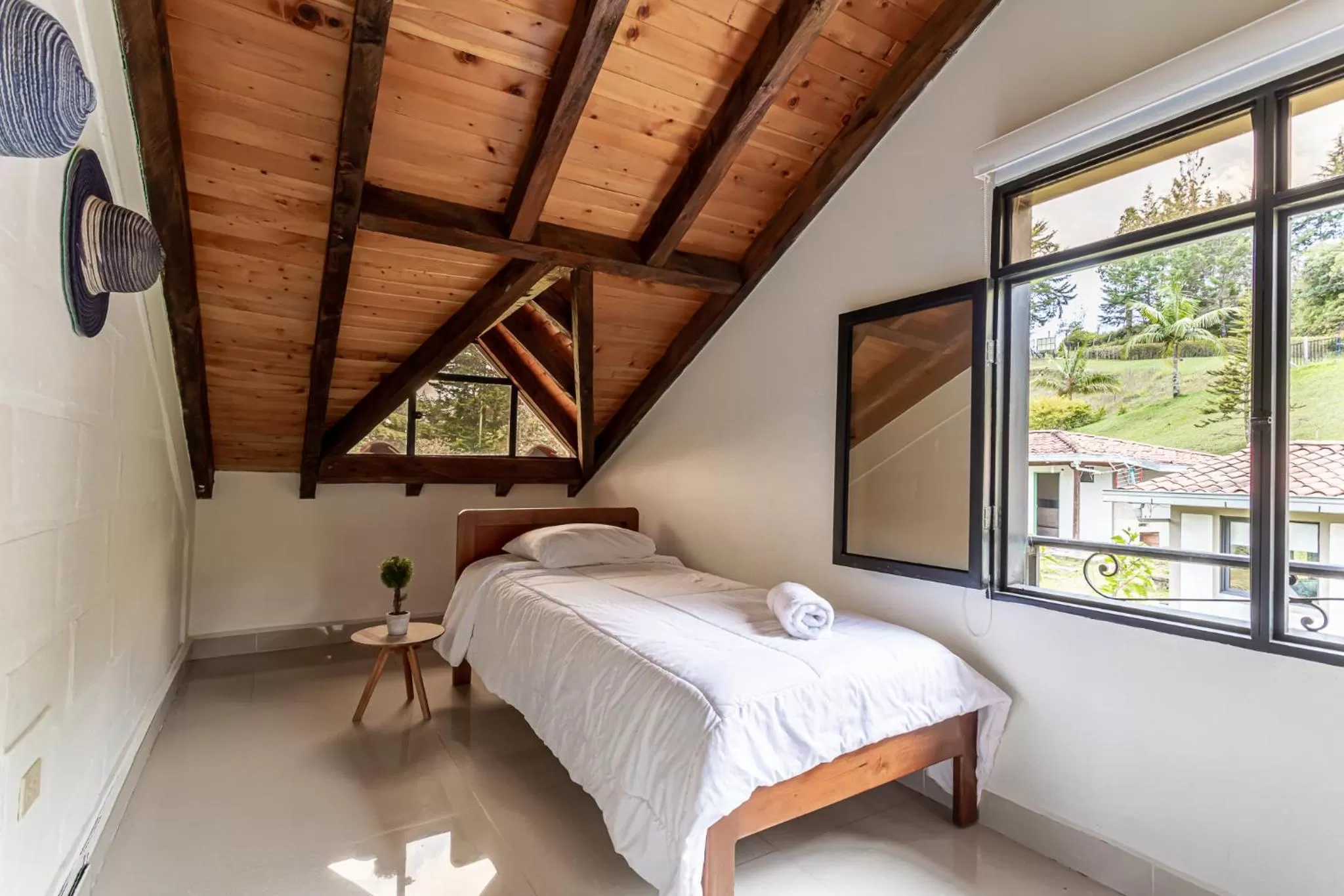 Bed in Soy Local Guatape