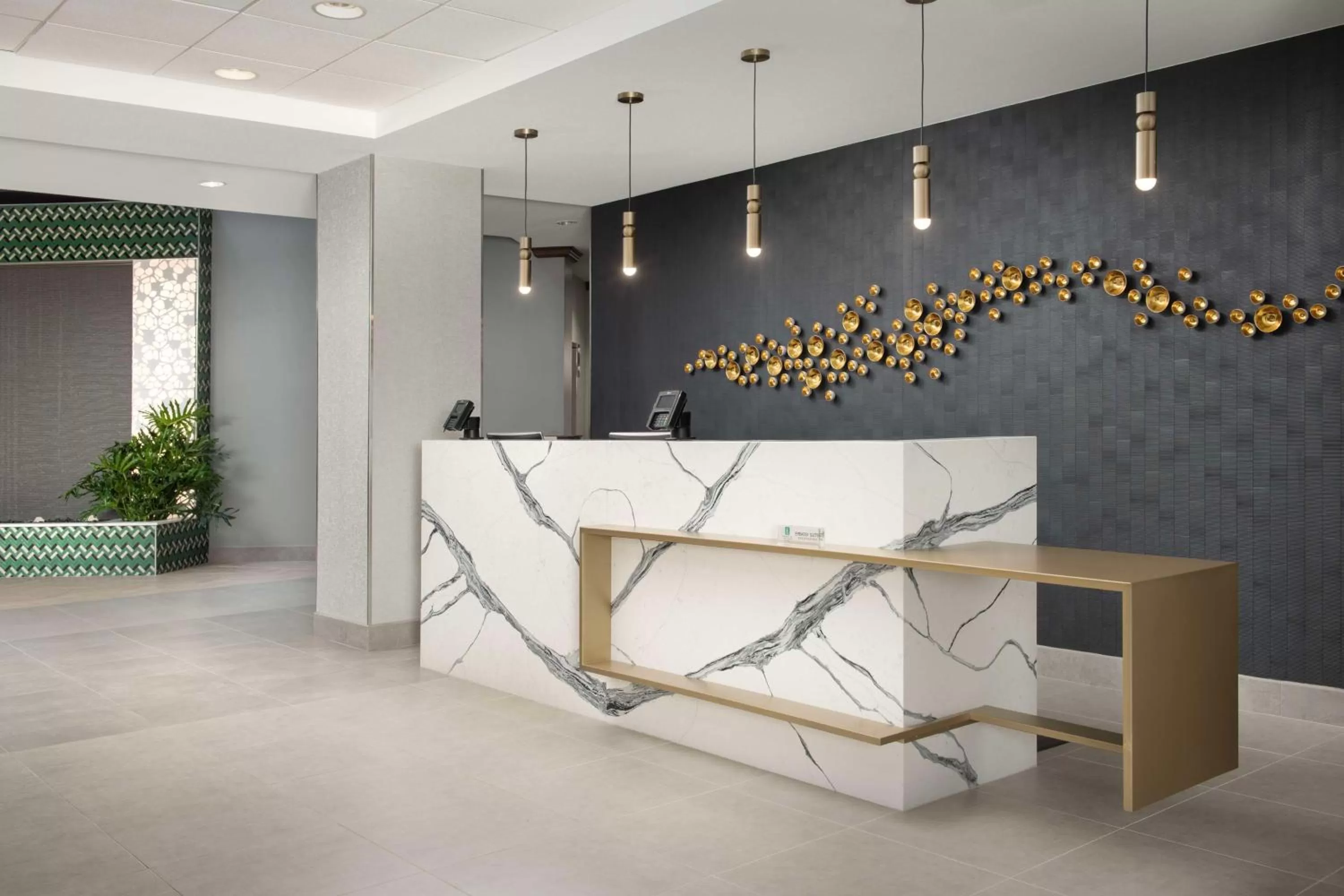 Lobby or reception in Embassy Suites by Hilton Dulles North Loudoun