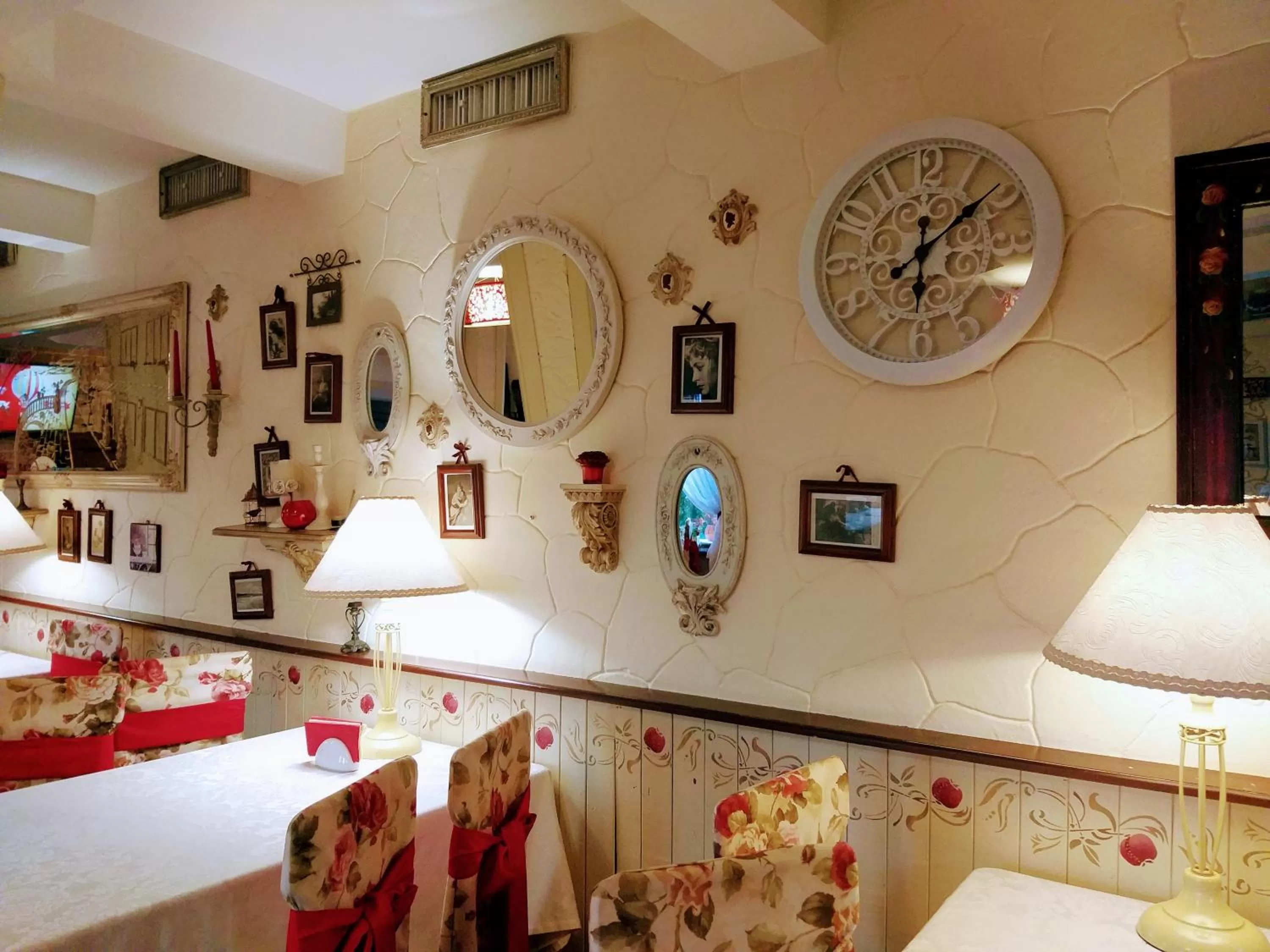 Banquet/Function facilities in Shalanda