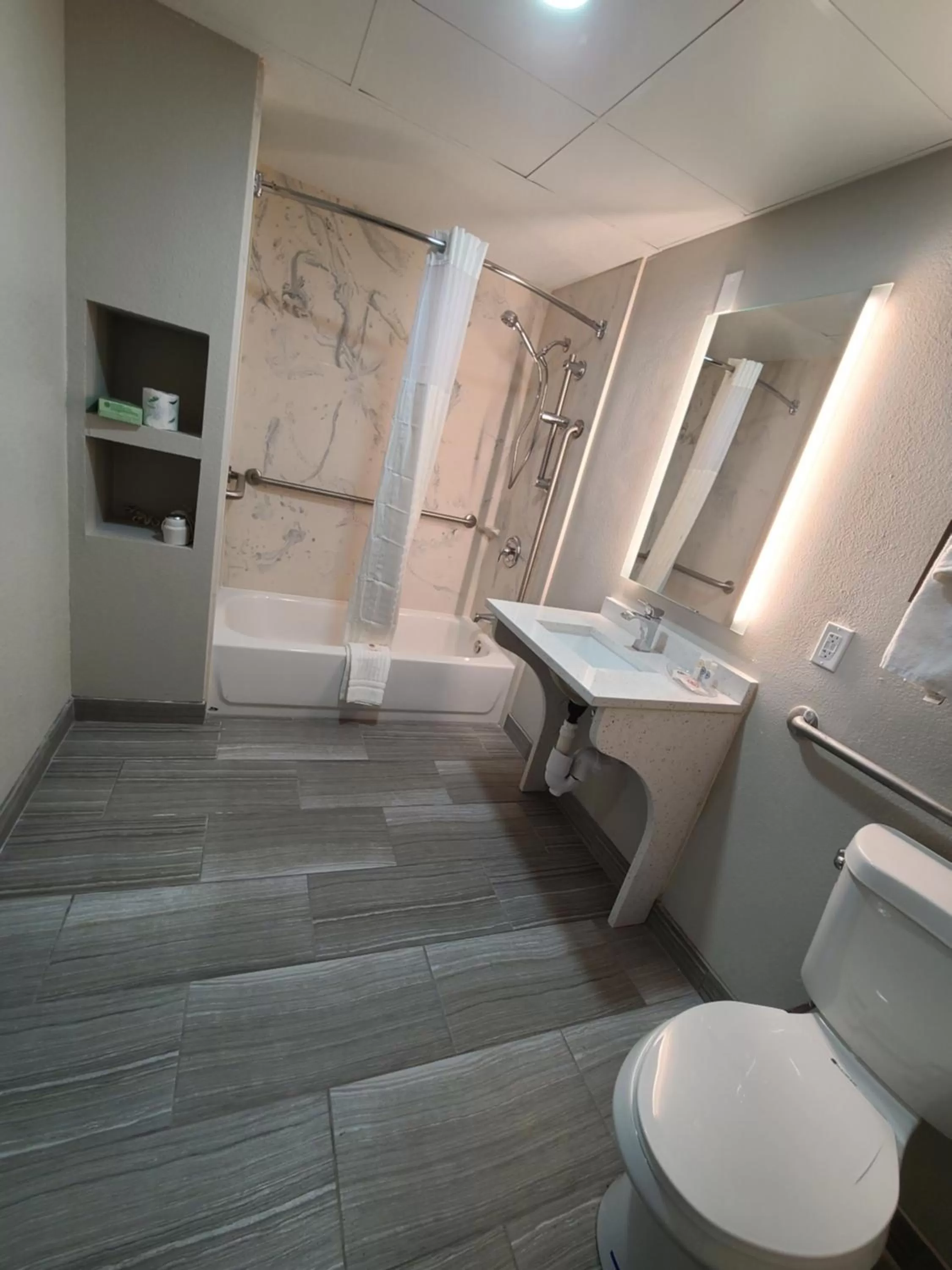 Comfort Inn Boston Milford