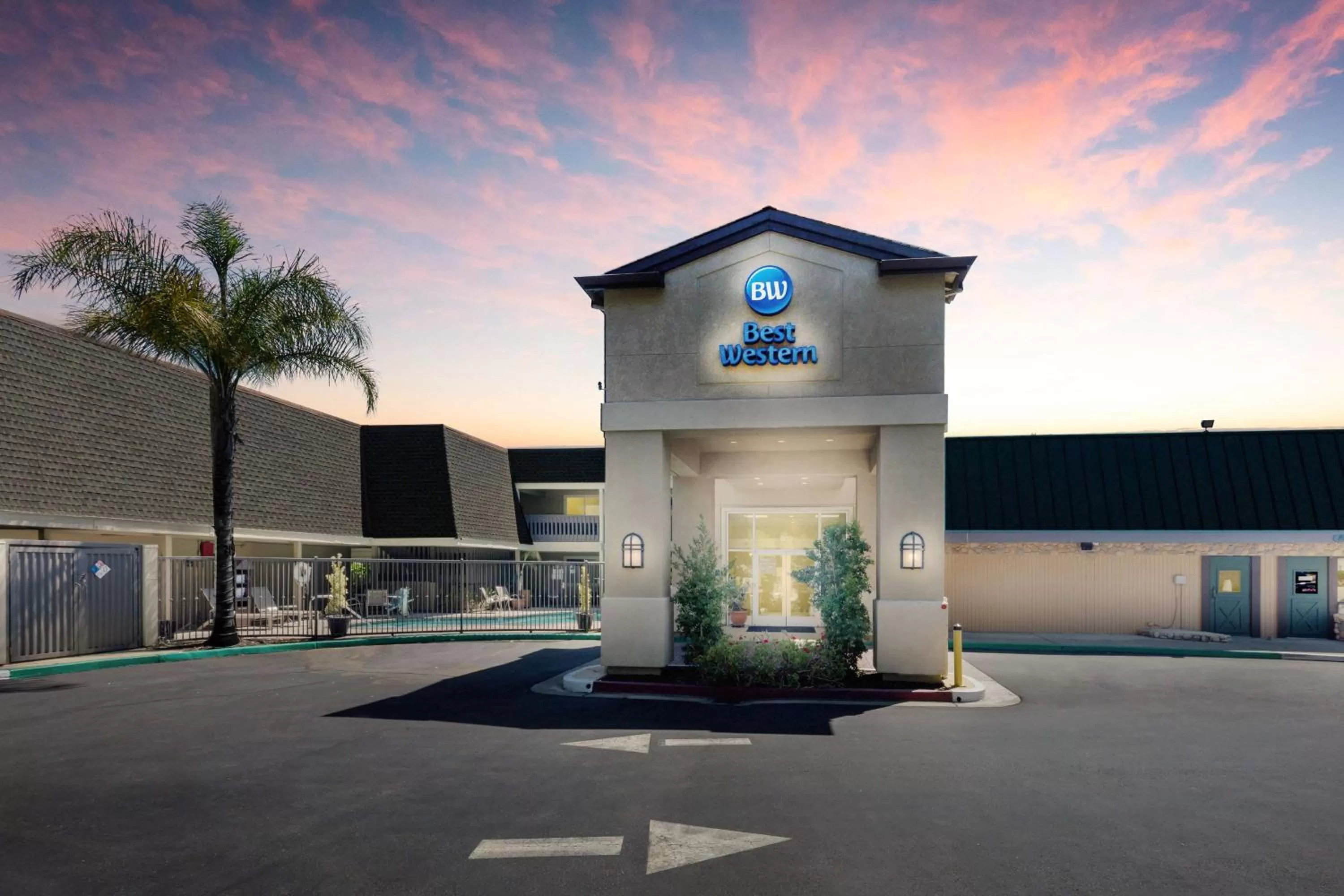 Property building in Best Western Danville Sycamore Inn