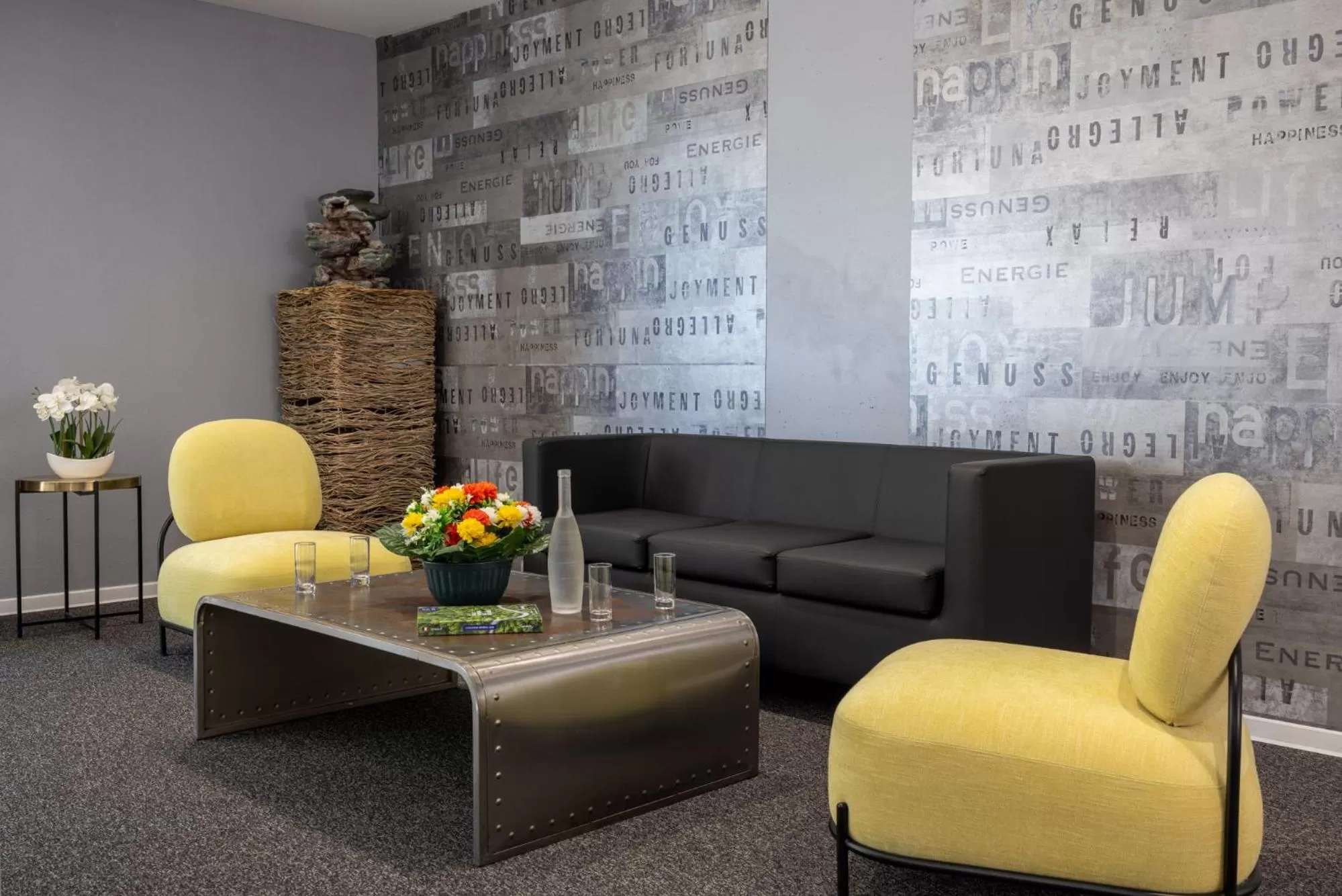 Lobby or reception in The Originals City, Hôtel Les Dômes, Perpignan Sud Saleilles