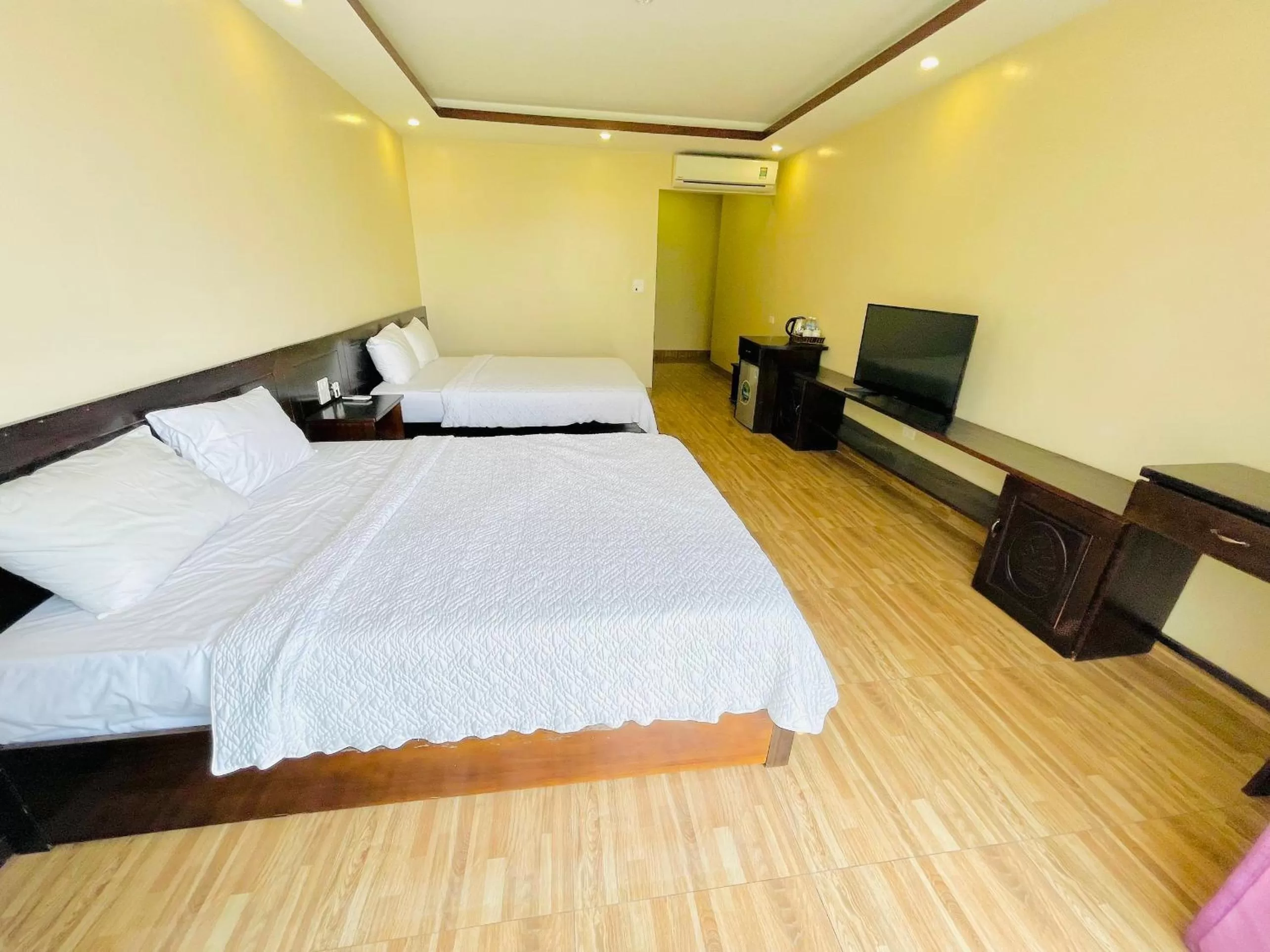 Bed in Tuan Chau Havana Hotel