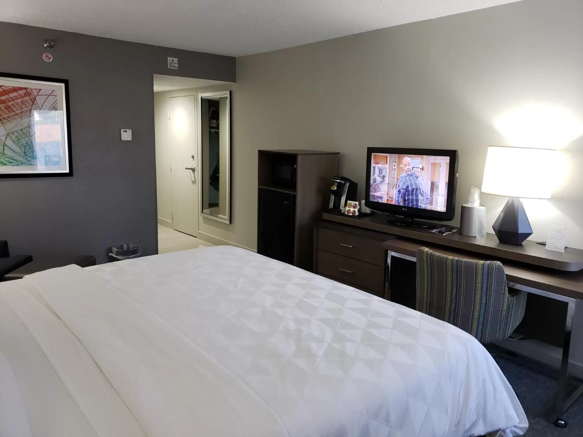 Bed in Holiday Inn Huntsville - Research Park by IHG