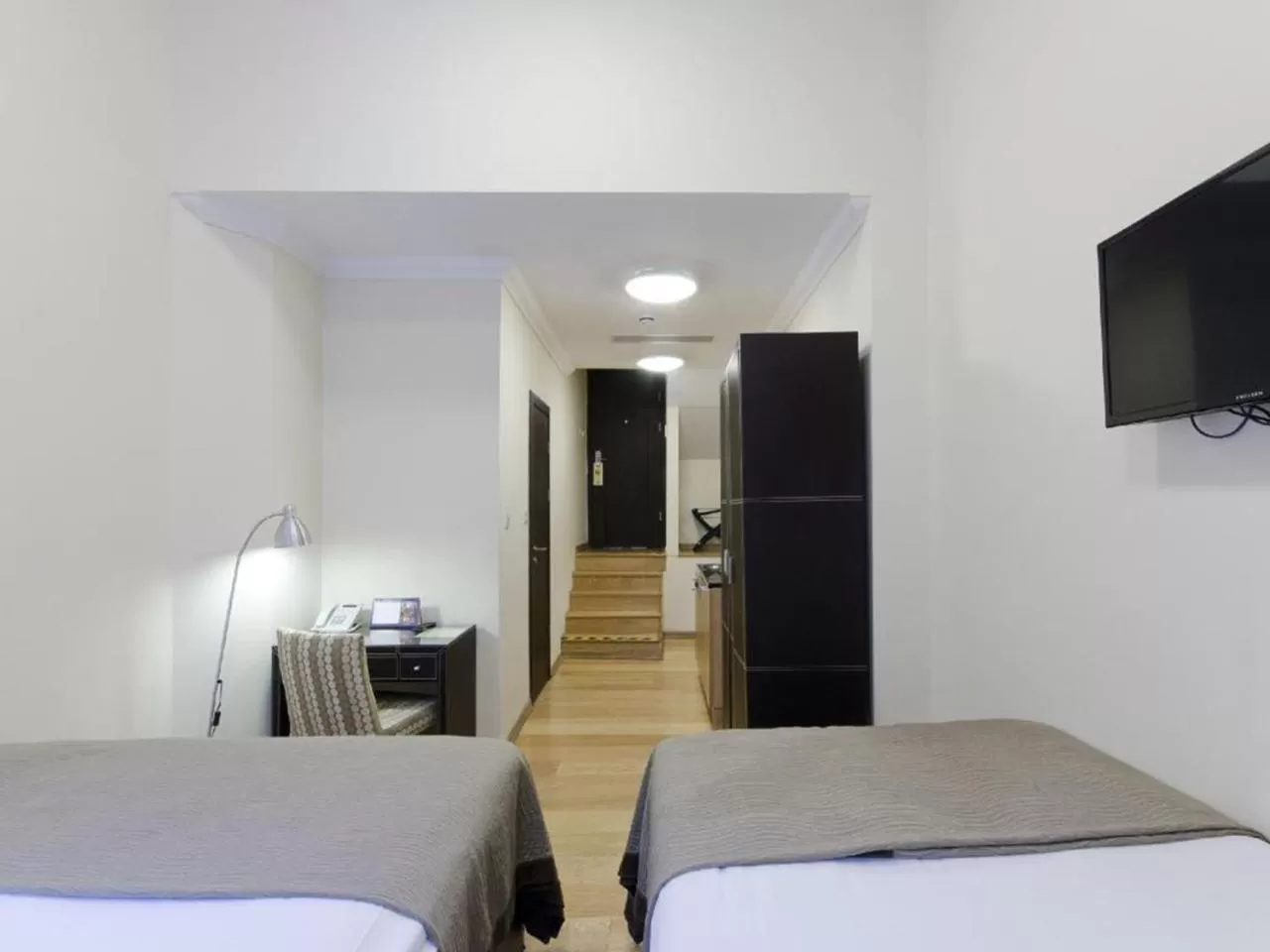 Photo of the whole room, Bed in The Royale Chulan Hyde Park Hotel