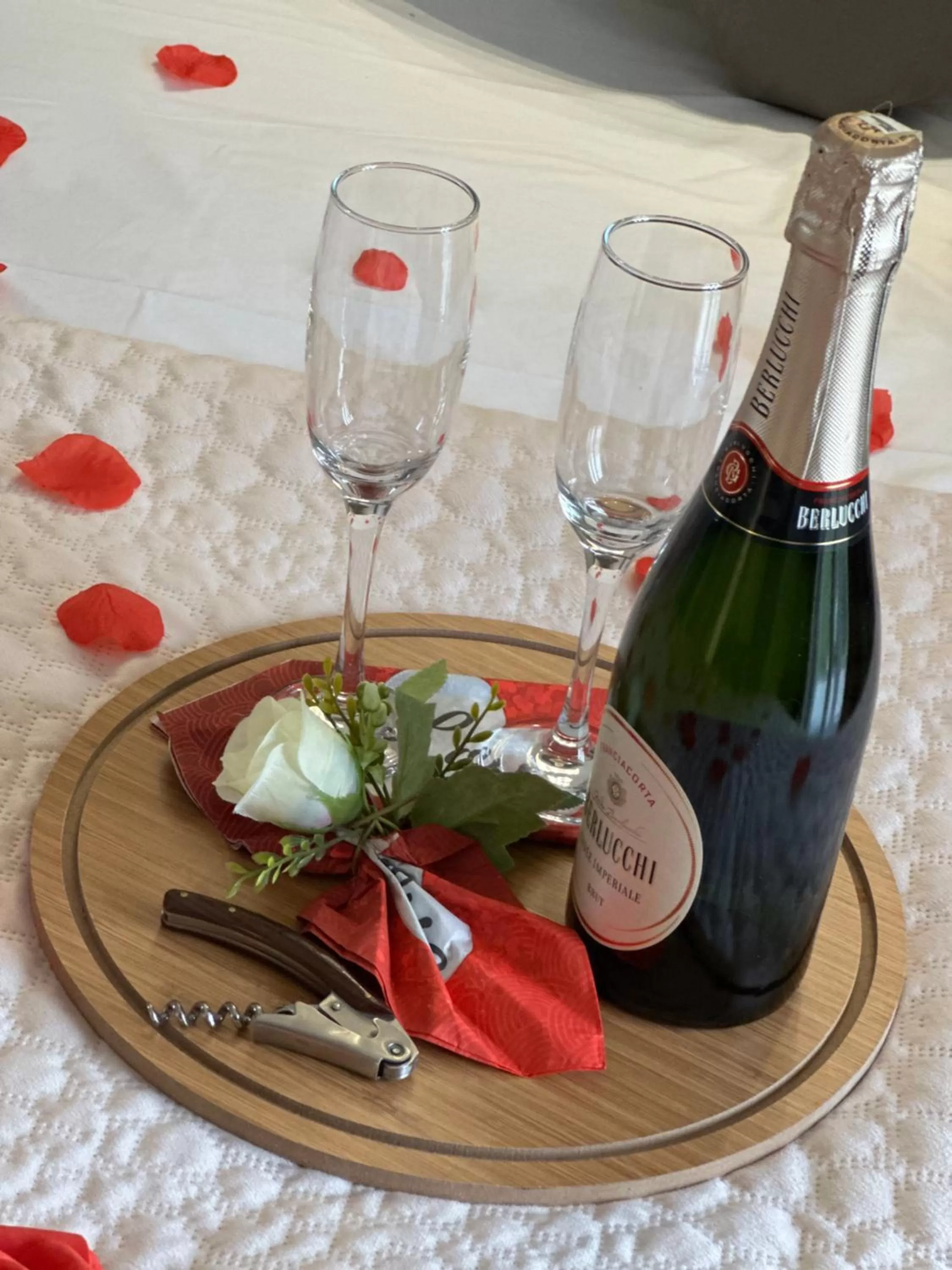 Food and drinks in Rosy's House