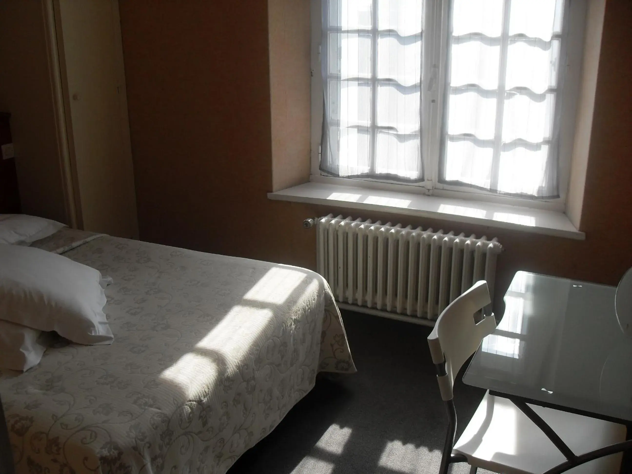 Family Room (4 People) in Hotel Restaurant Bocher Family Room (4 People) in Hotel Restaurant Bocher