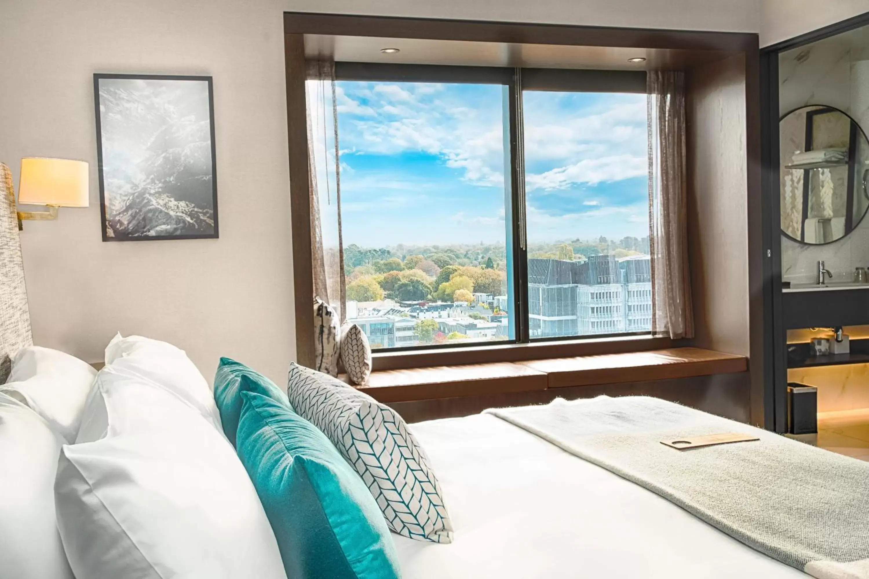 Standard King Room with City View in Crowne Plaza Christchurch by IHG Standard King Room with City View in Crowne Plaza Christchurch by IHG