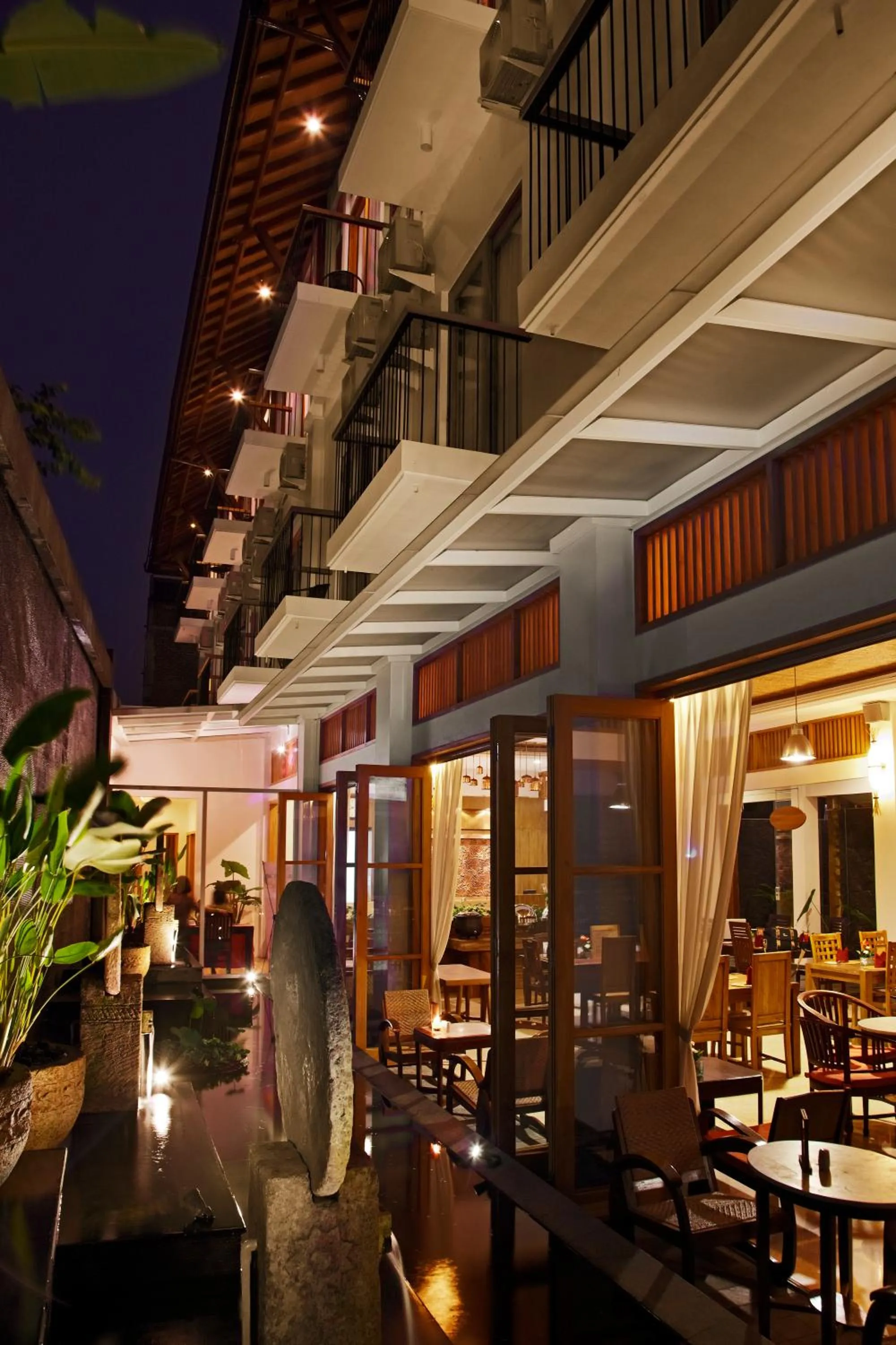 Restaurant/places to eat in Villa Damar Boutique Hotel