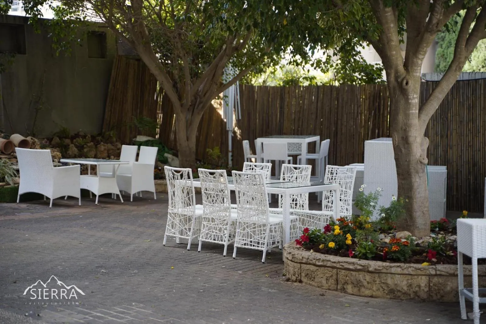Patio in Tabar Hotel