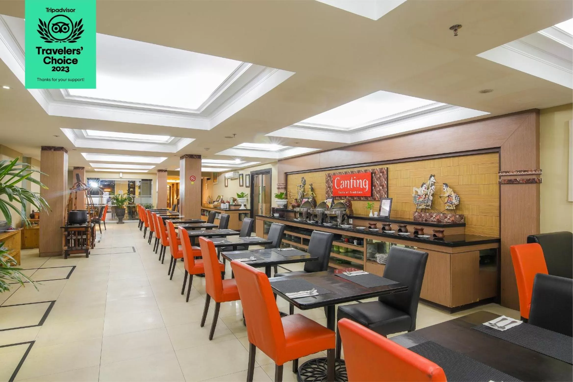 Restaurant/places to eat in Dafam Hotel Cilacap