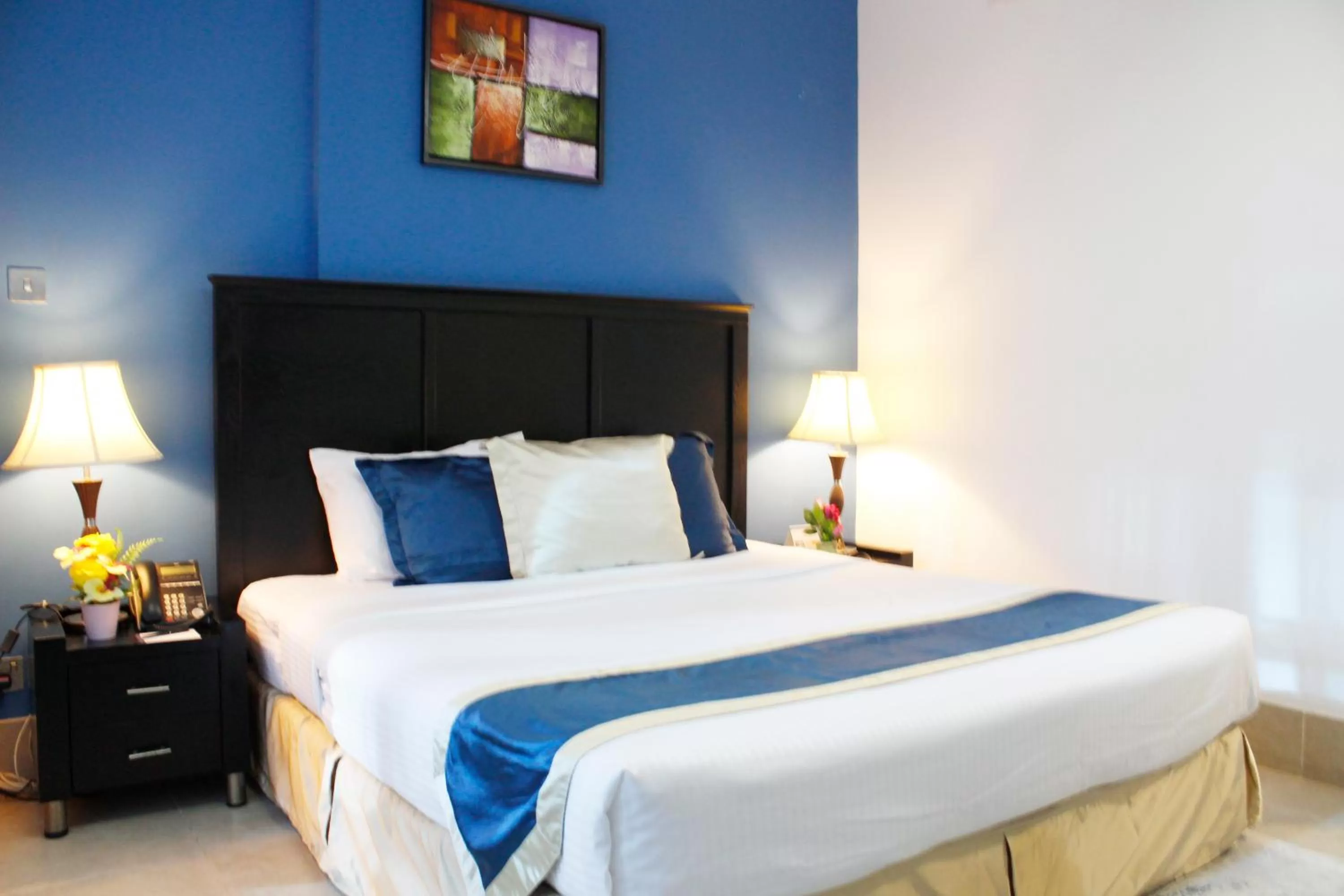 Bedroom, Bed in Al Diar Sawa Hotel Apartments