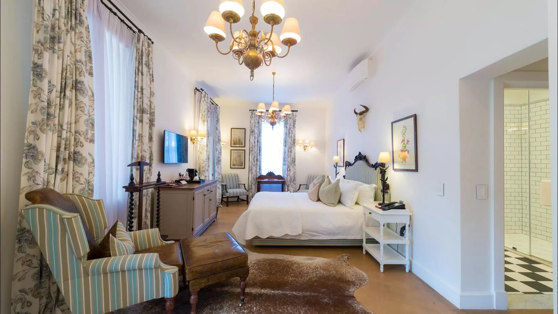 Bed in Drostdy Hotel