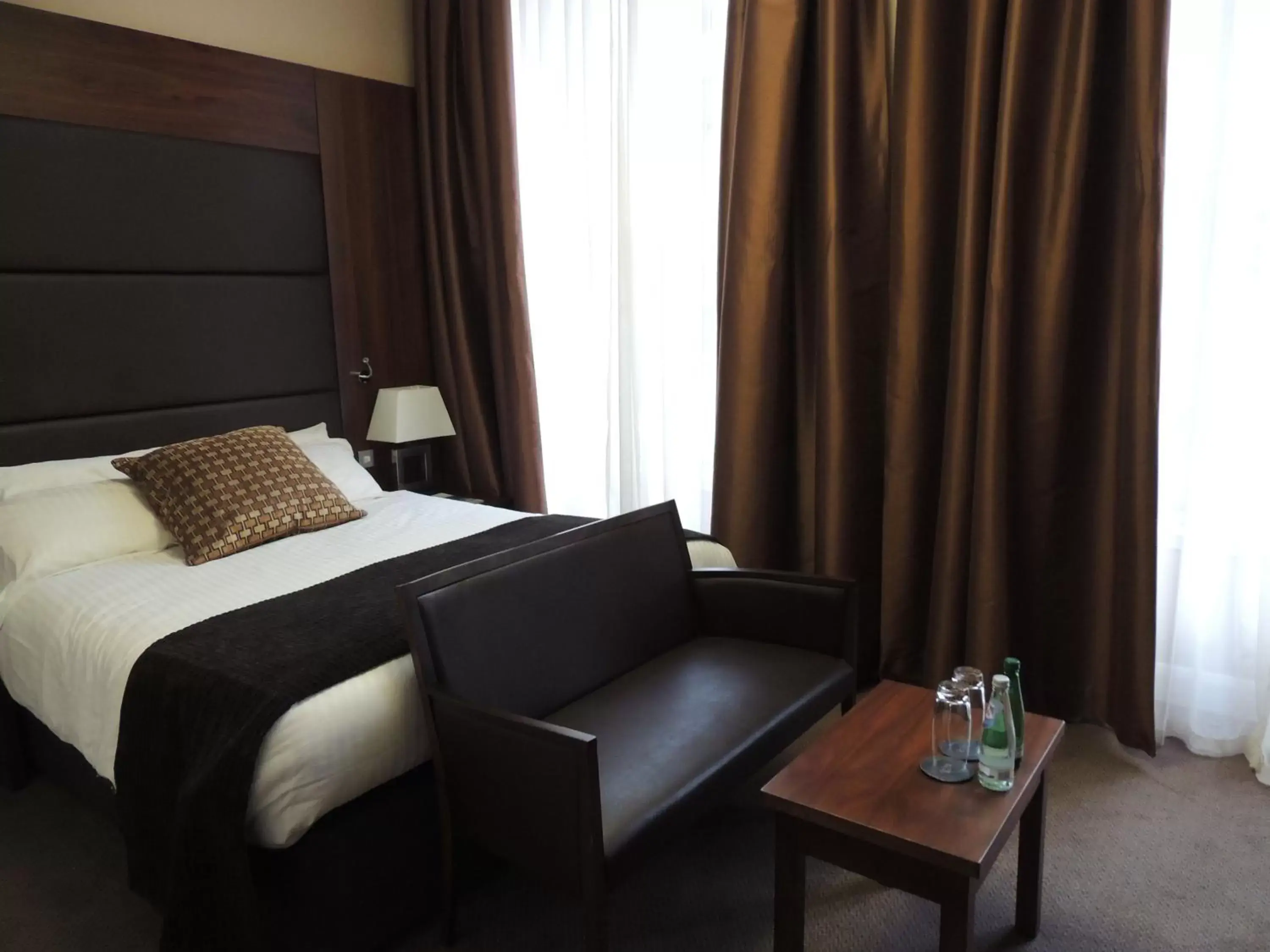Single Room in Rox Hotel Aberdeen by Compass Hospitality Single Room in Rox Hotel Aberdeen by Compass Hospitality