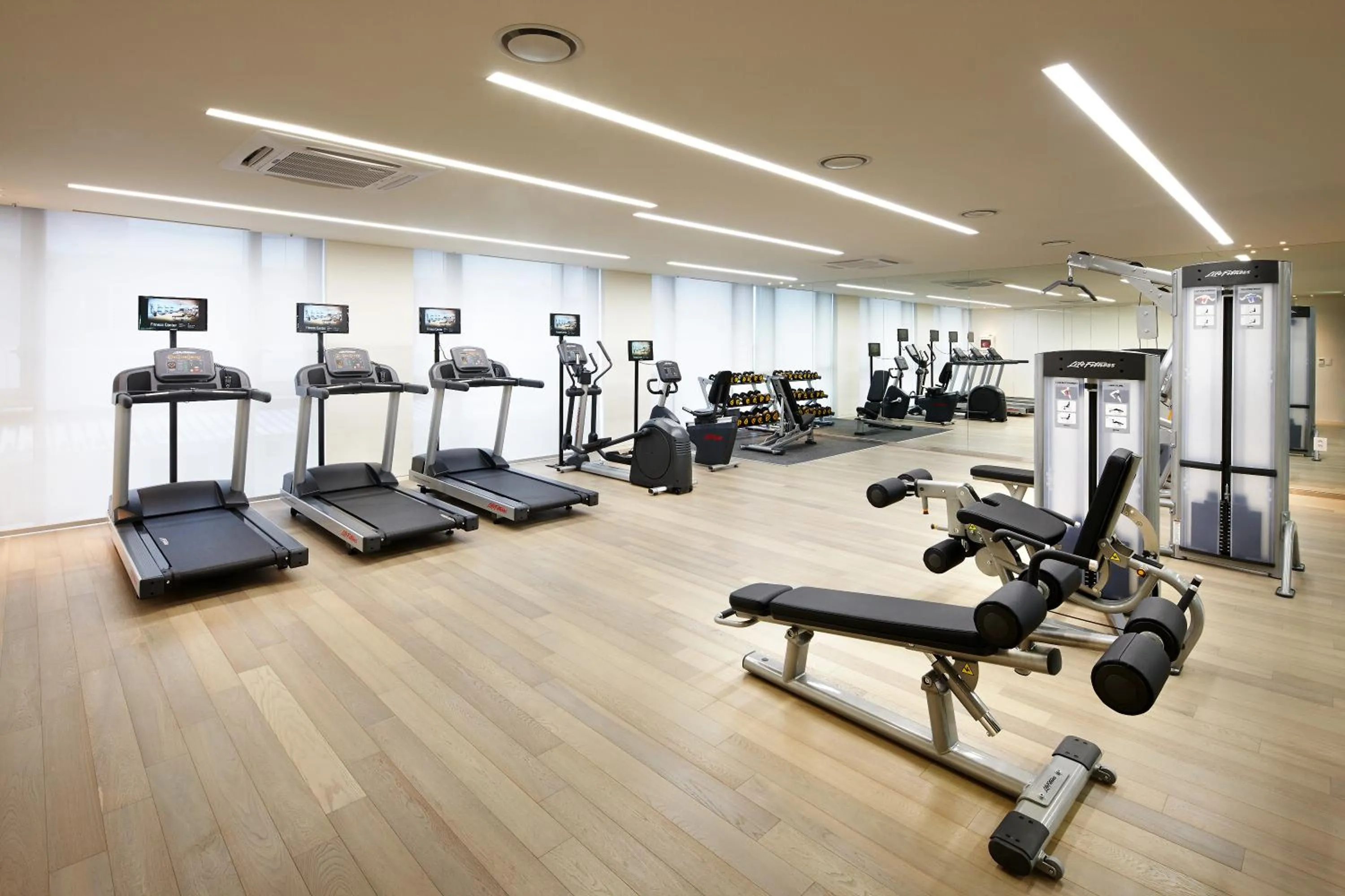 Fitness centre/facilities in Shilla Stay Jeju Airport