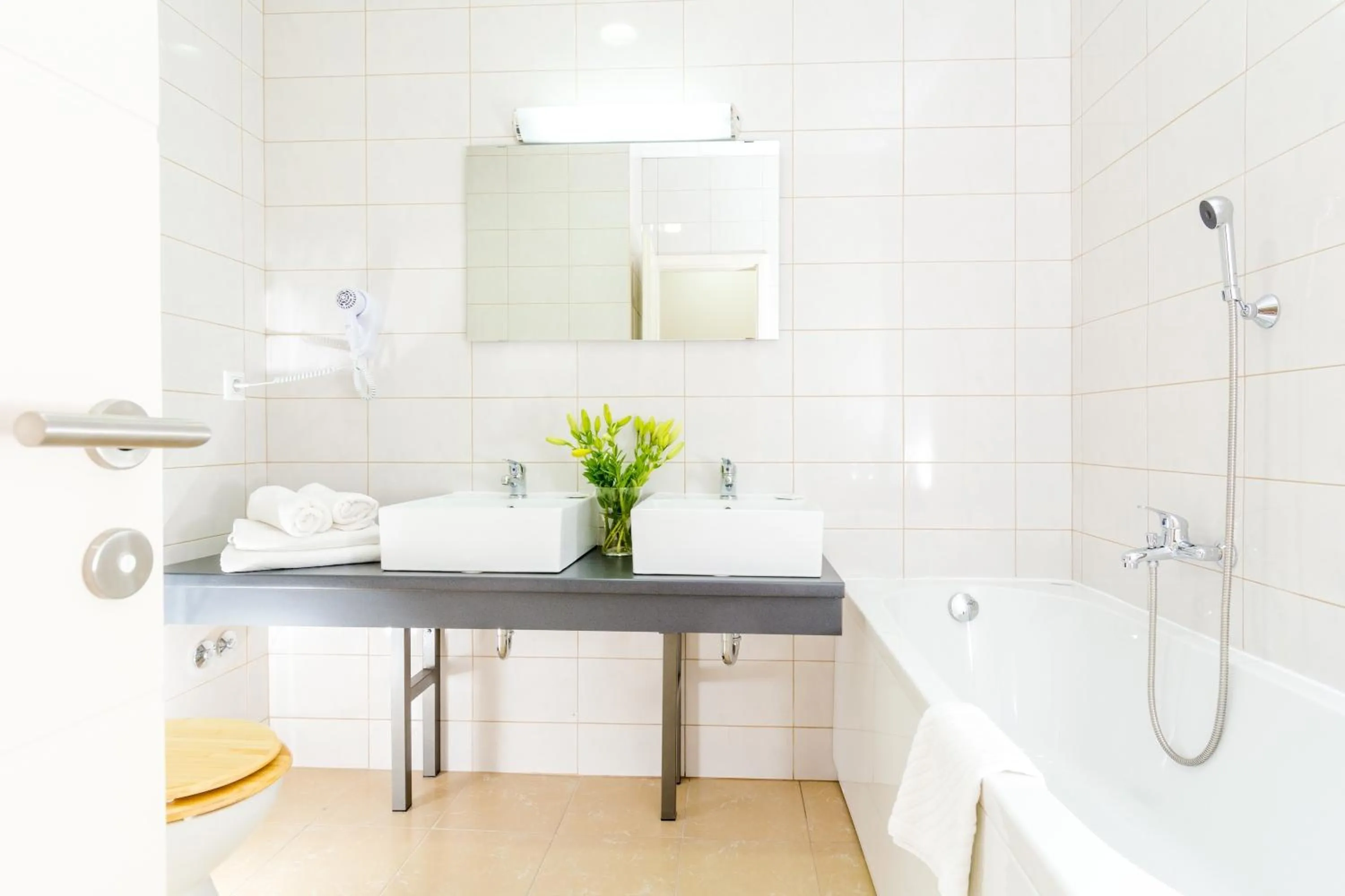 Bathroom in Hotel Split Inn by President