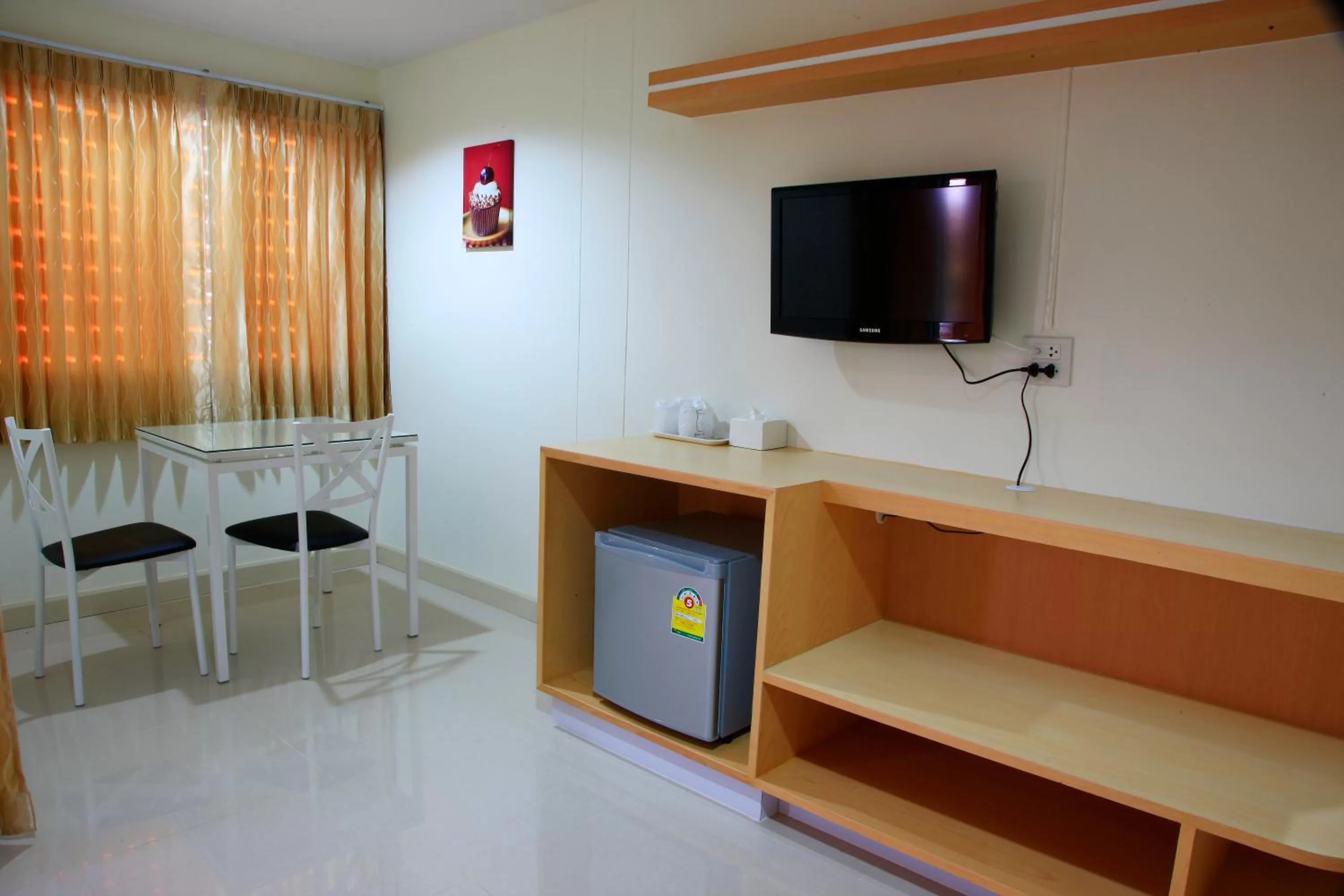 Bedroom, TV/Entertainment Center in Baan Sanpoom