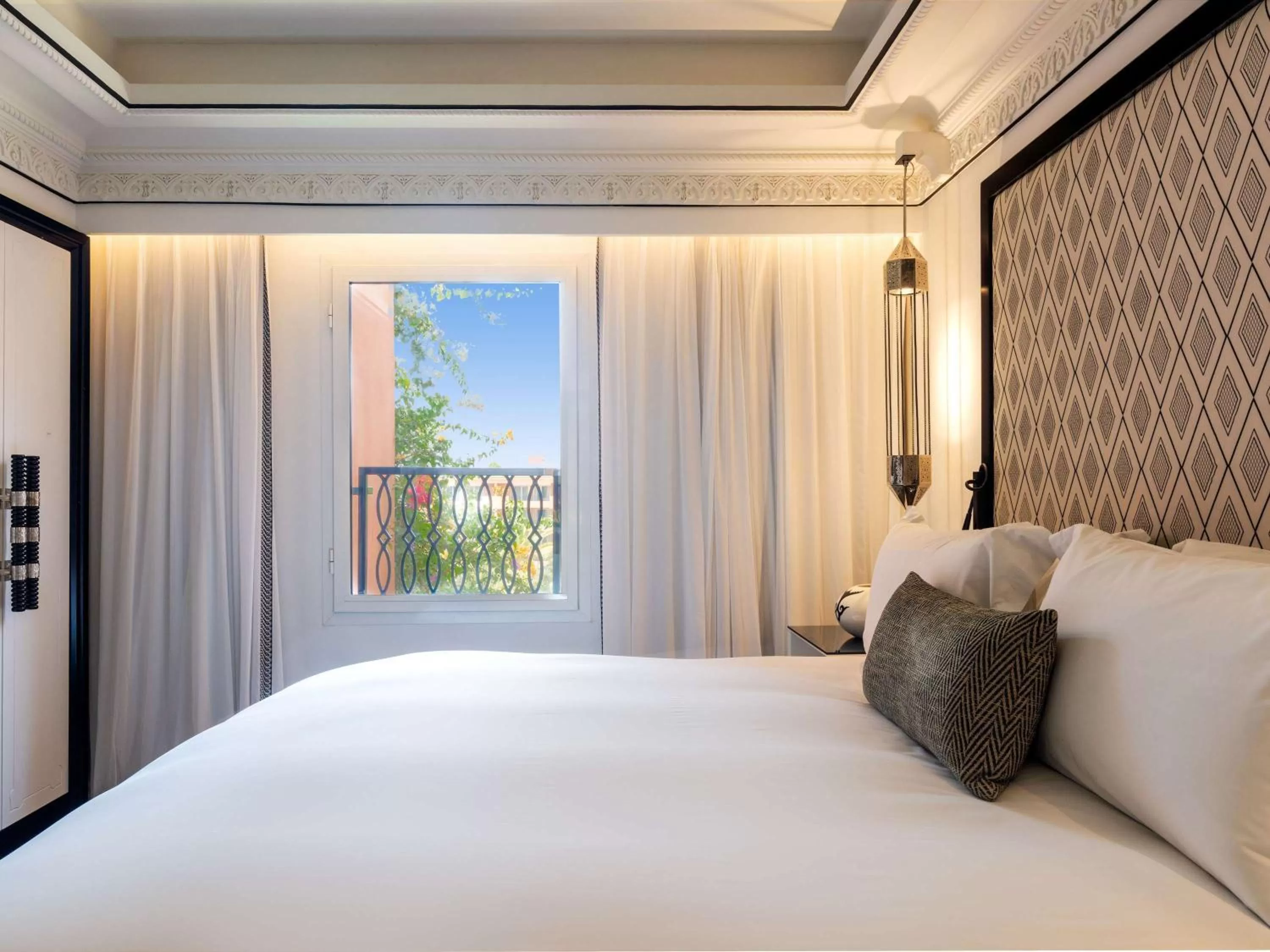 Imperial Suite with Balcony and Mountain or Pool View in Sofitel Marrakech Lounge and Spa