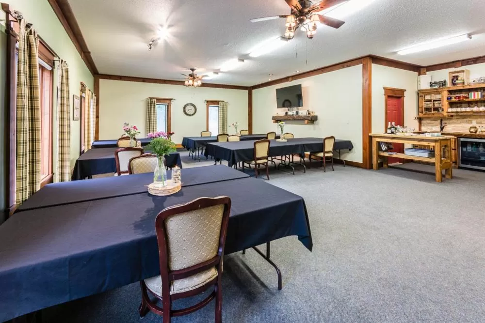 Meeting/conference room in Rustlers Lodge