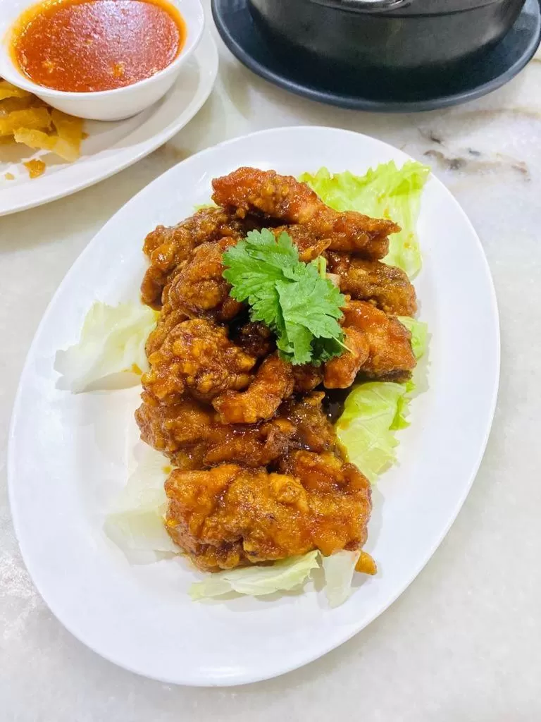 Restaurant/places to eat in Pantai Inn Kota Kinabalu