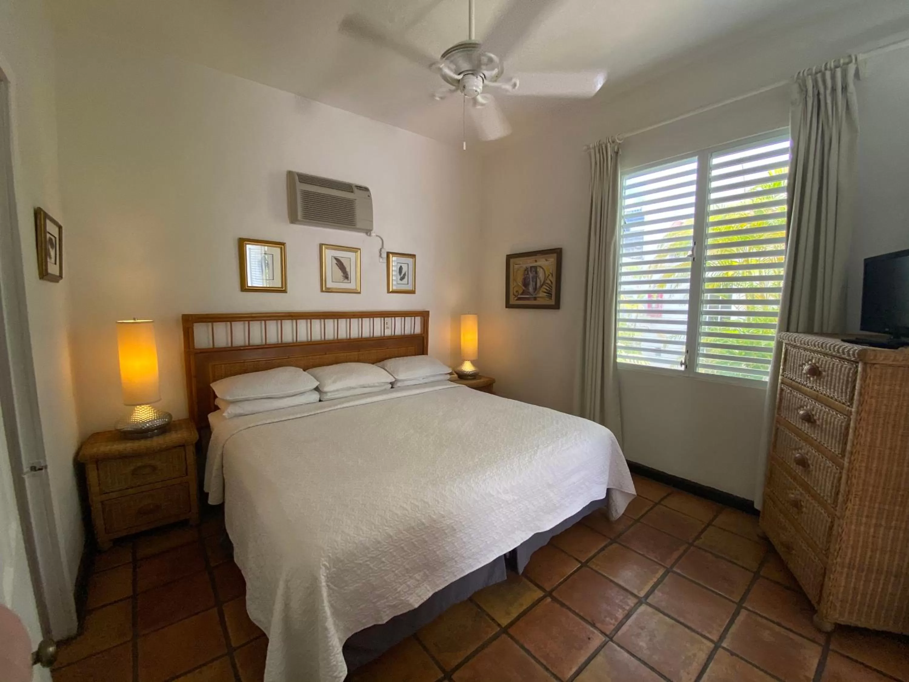 Bed in At Wind Chimes Boutique Hotel