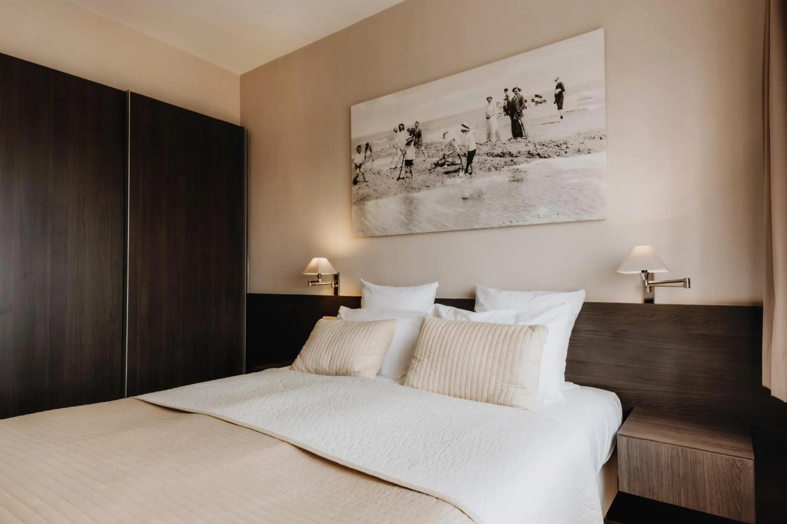 Bedroom, Bed in Grand Hotel Belle Vue