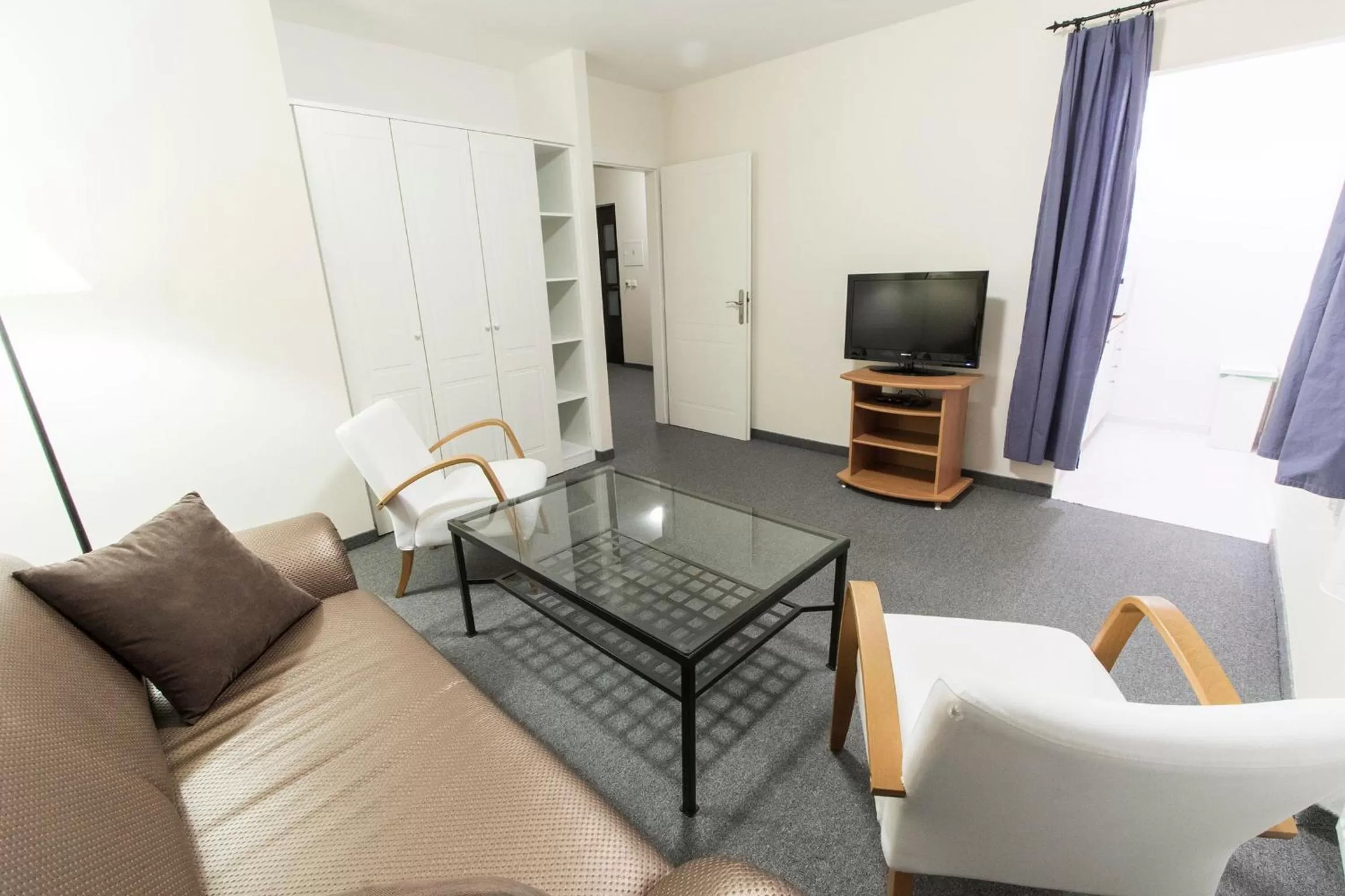 TV and multimedia, Seating Area in Apartma La Provence