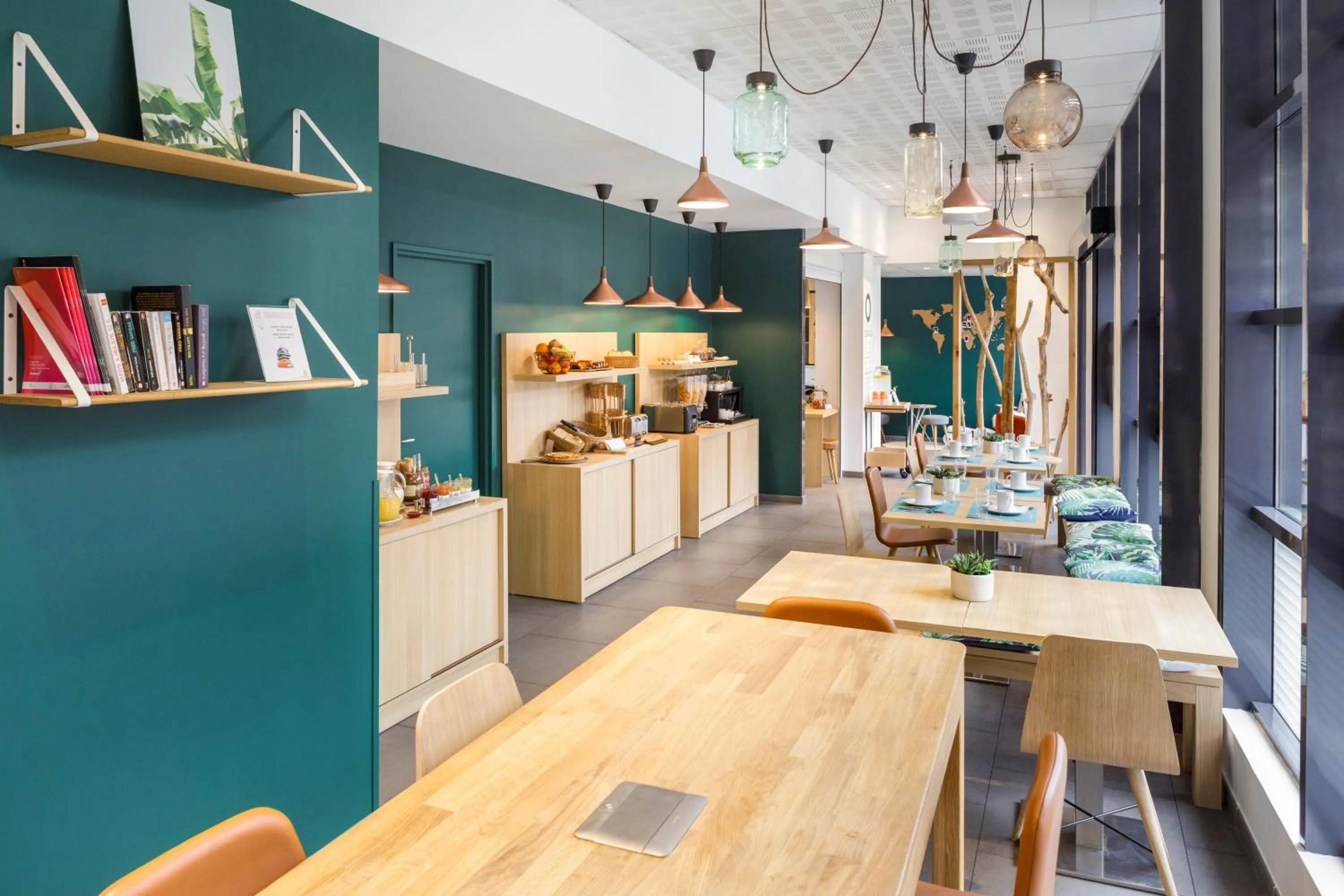 Breakfast in Aparthotel Adagio Access Toulouse St Cyprien