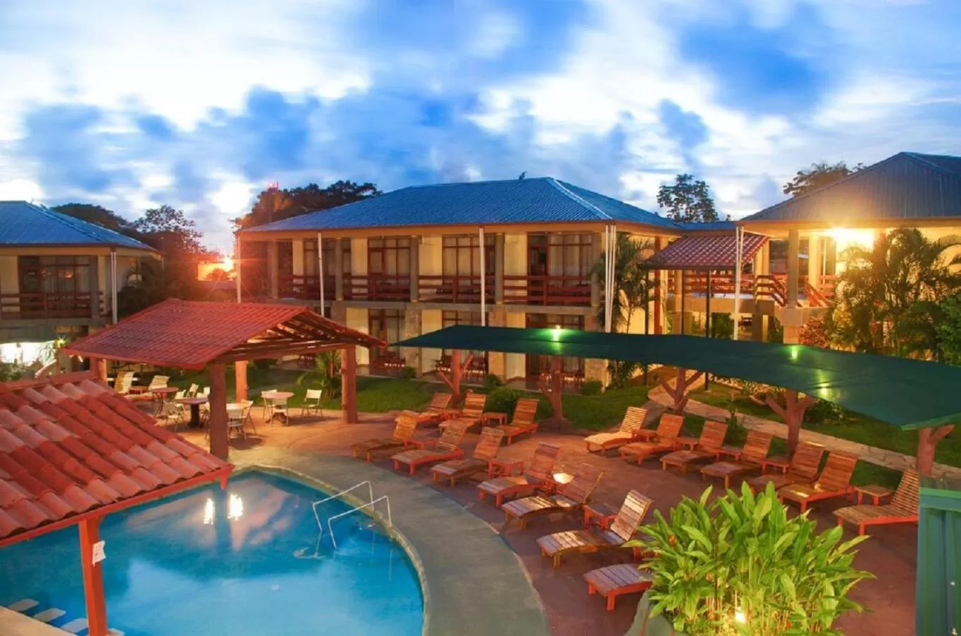 Pool view in Amapola Resort